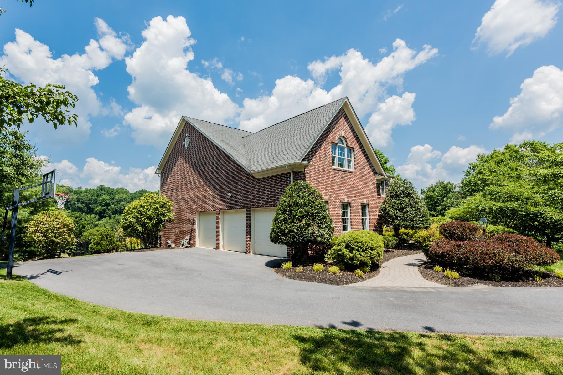 QUARTERFIELD - Residential