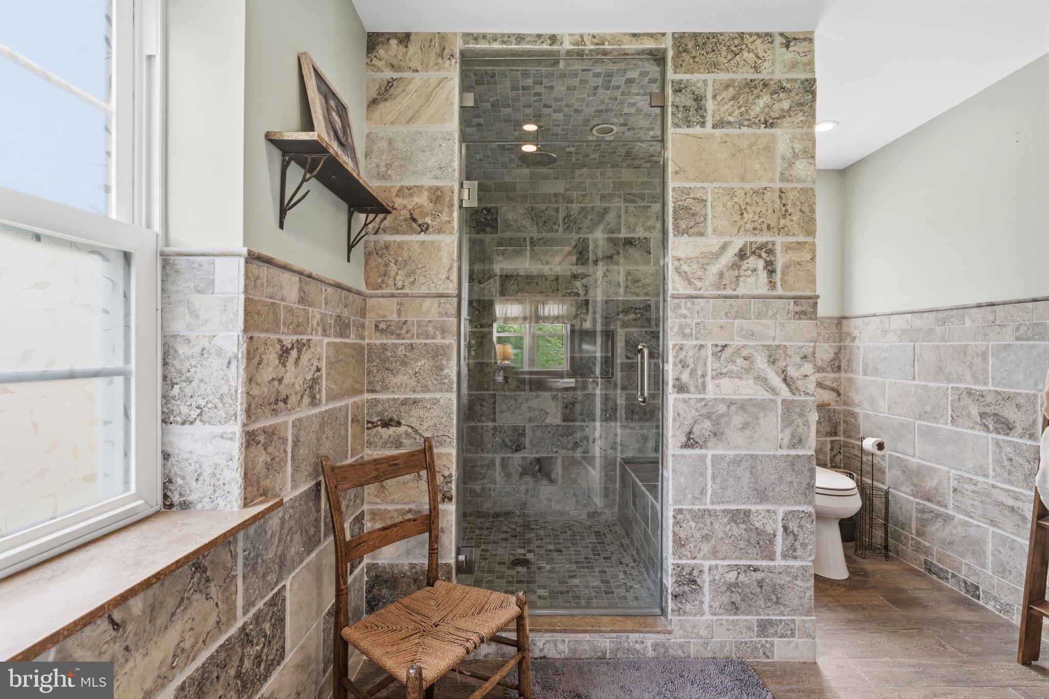 WEIR FARM - Residential