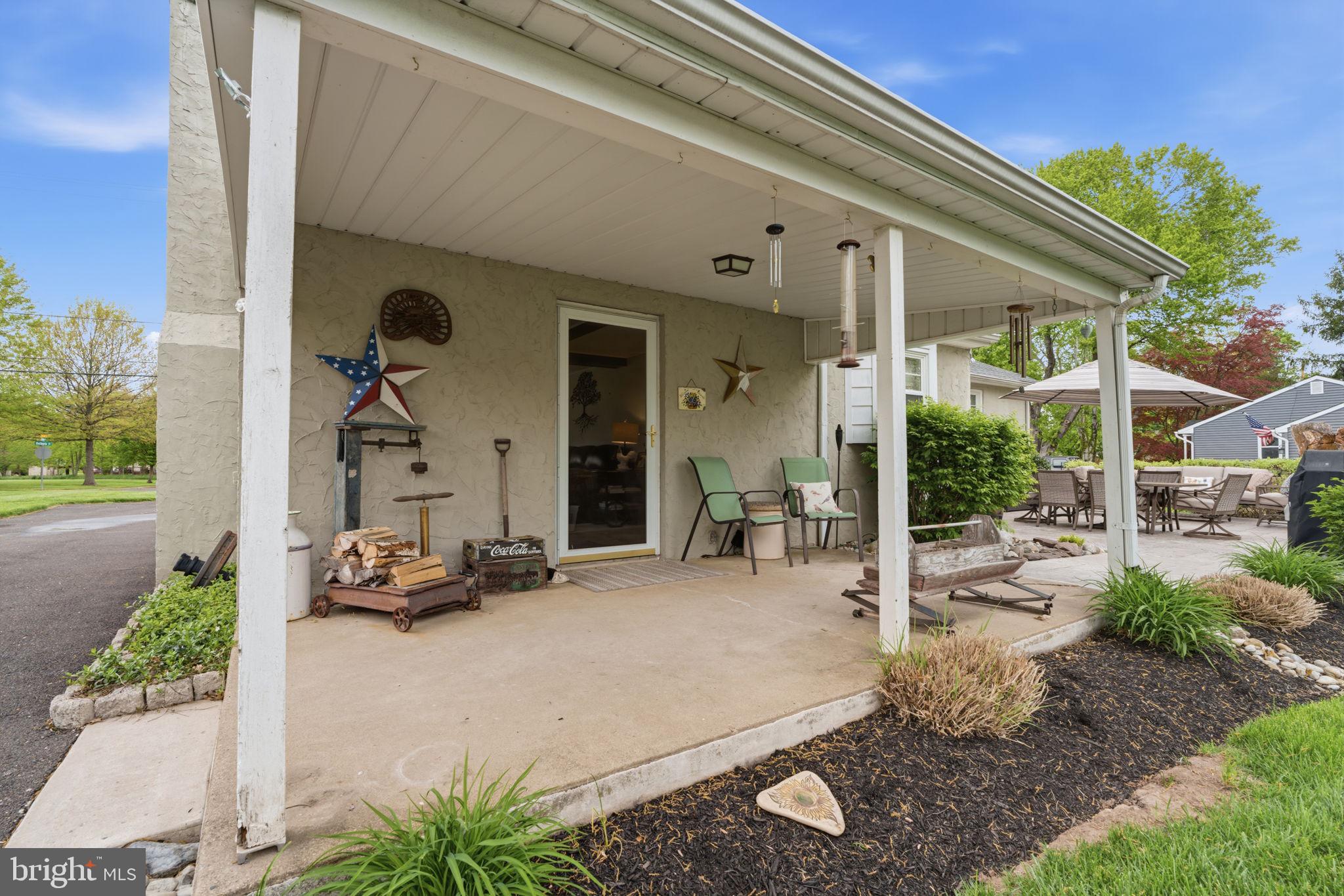 WEIR FARM - Residential