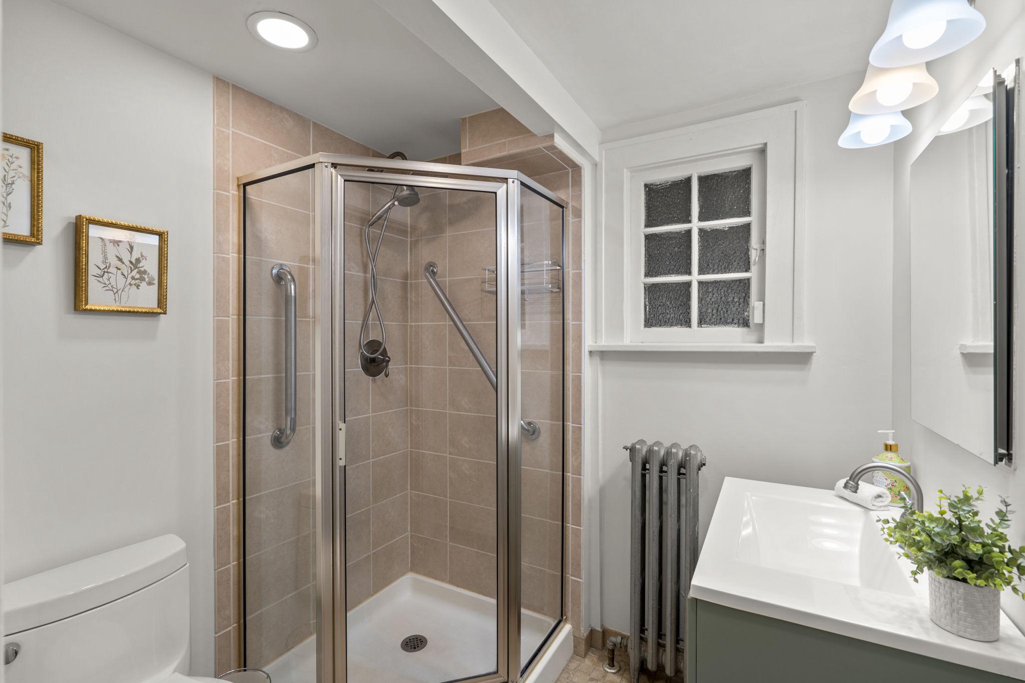 INDIAN SPRING PARK - Residential