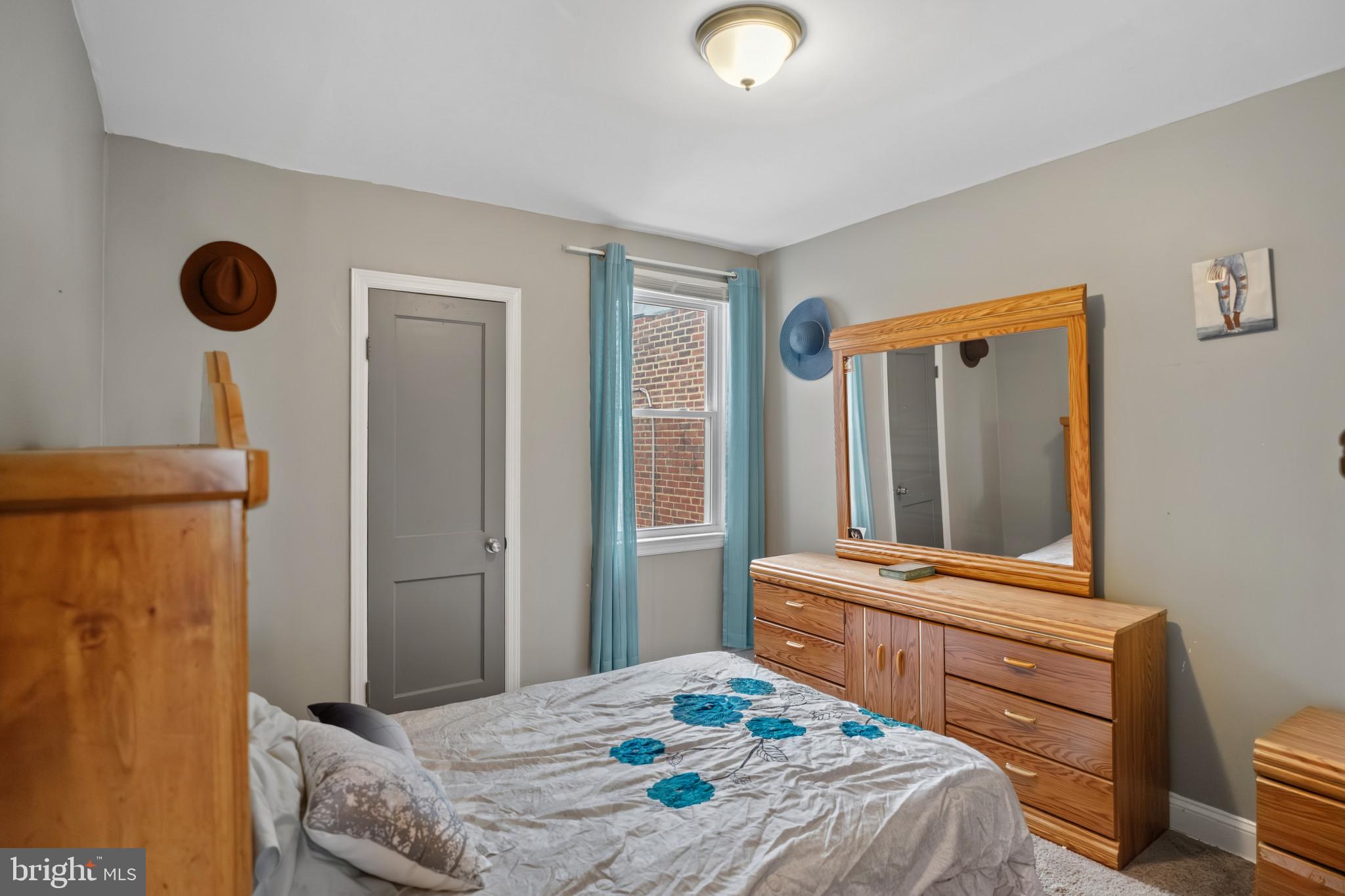 EDMONDSON VIILLAGE - Residential