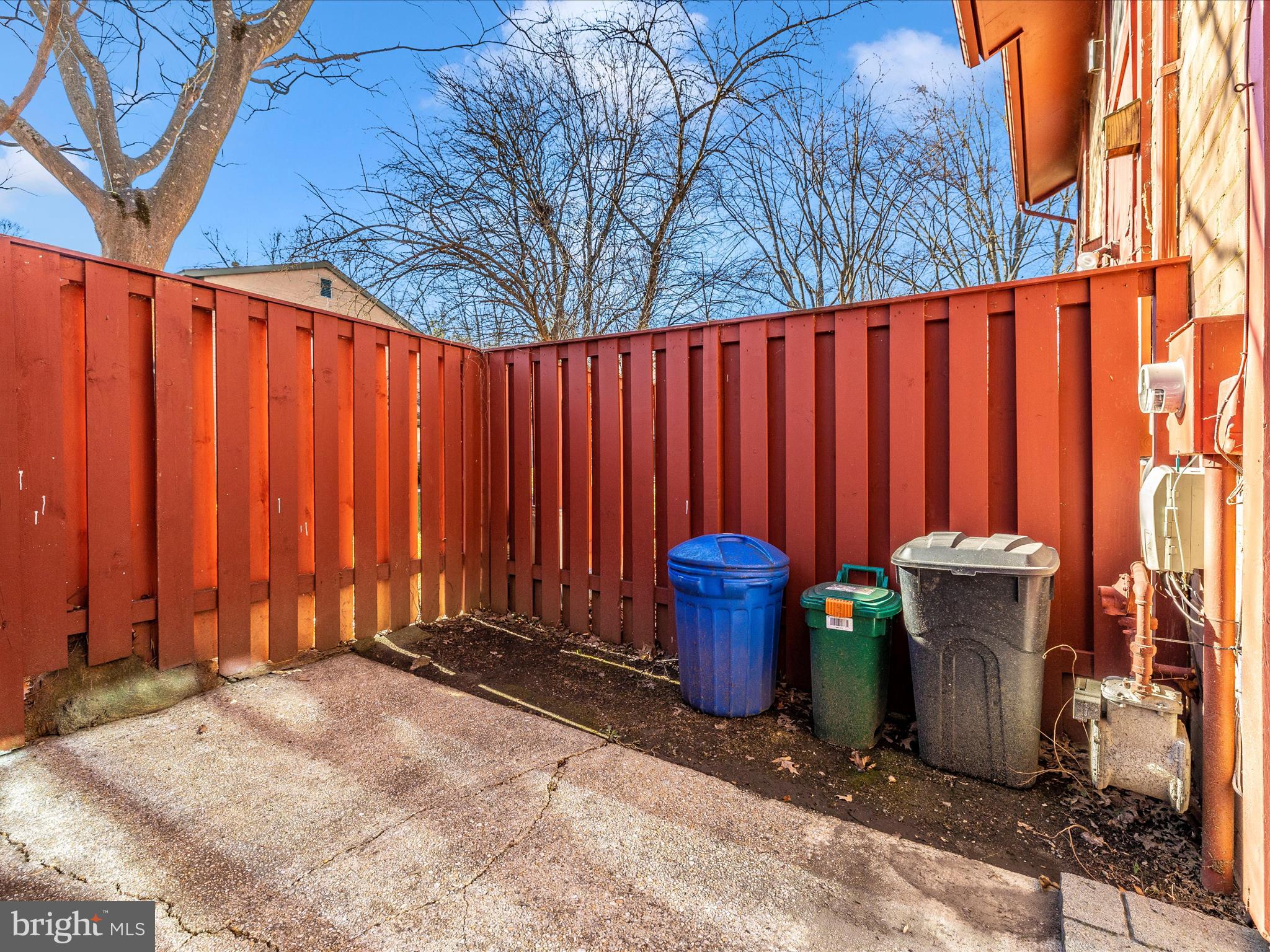 OAKLAND MILLS - Residential