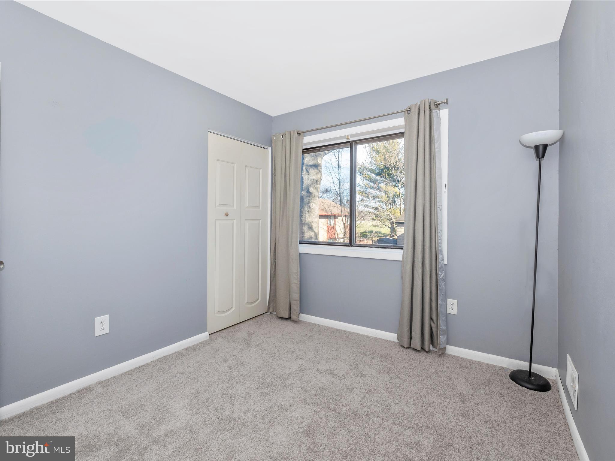 OAKLAND MILLS - Residential