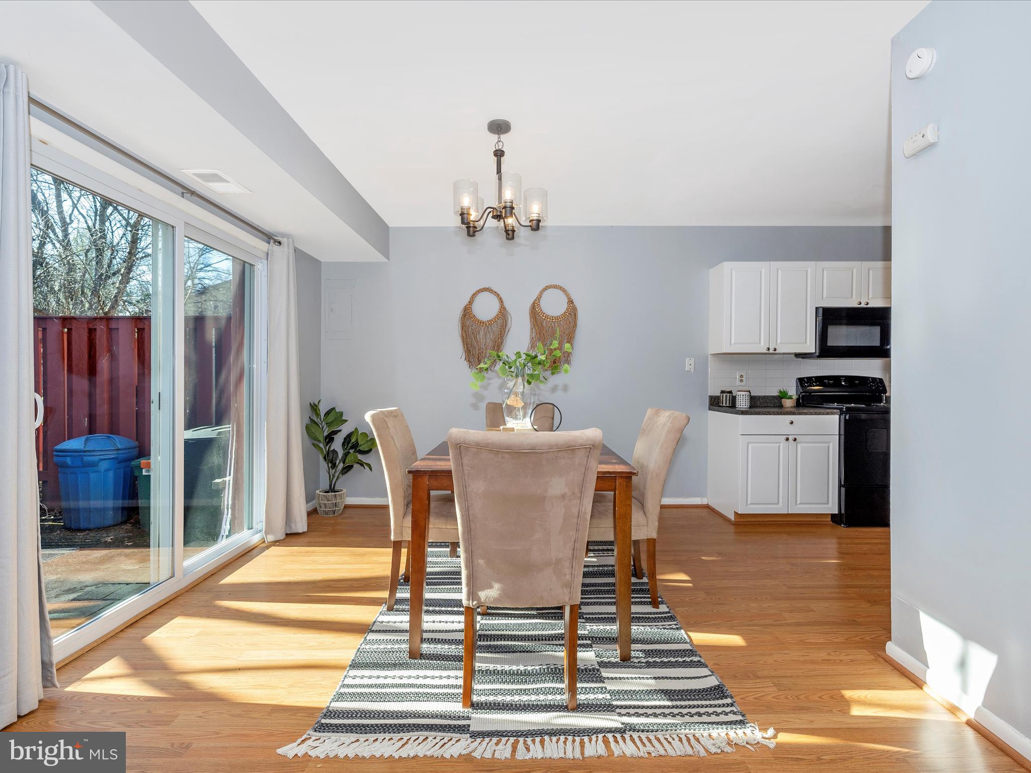 OAKLAND MILLS - Residential