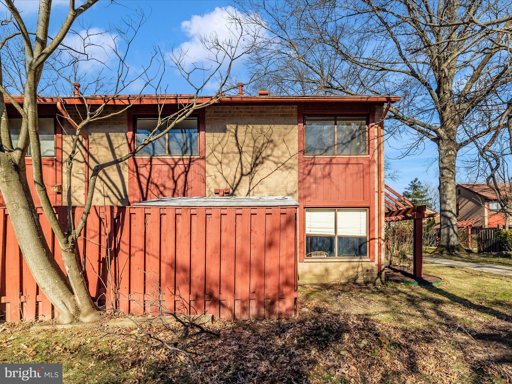 OAKLAND MILLS - Residential