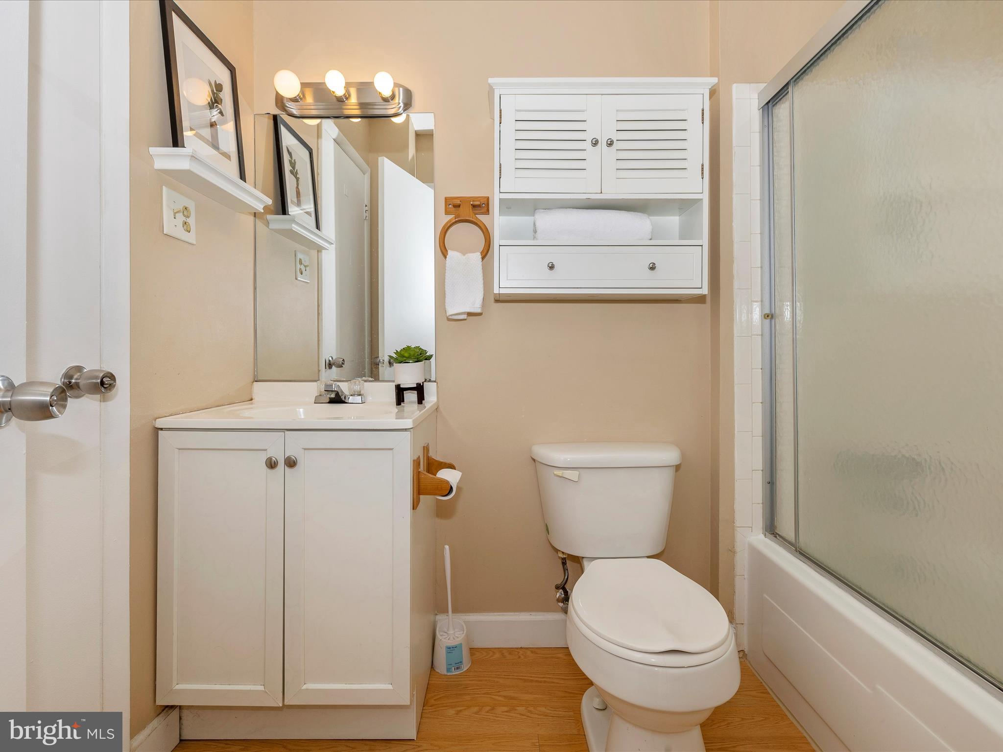 OAKLAND MILLS - Residential