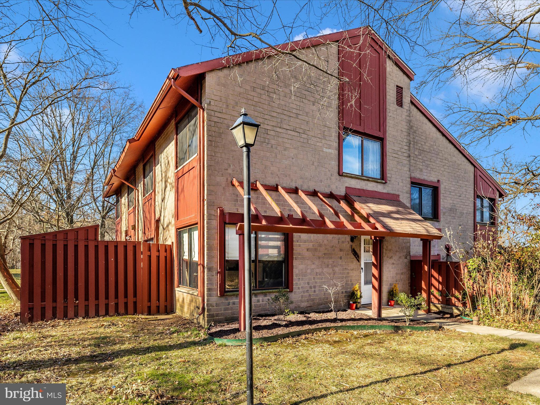 OAKLAND MILLS - Residential