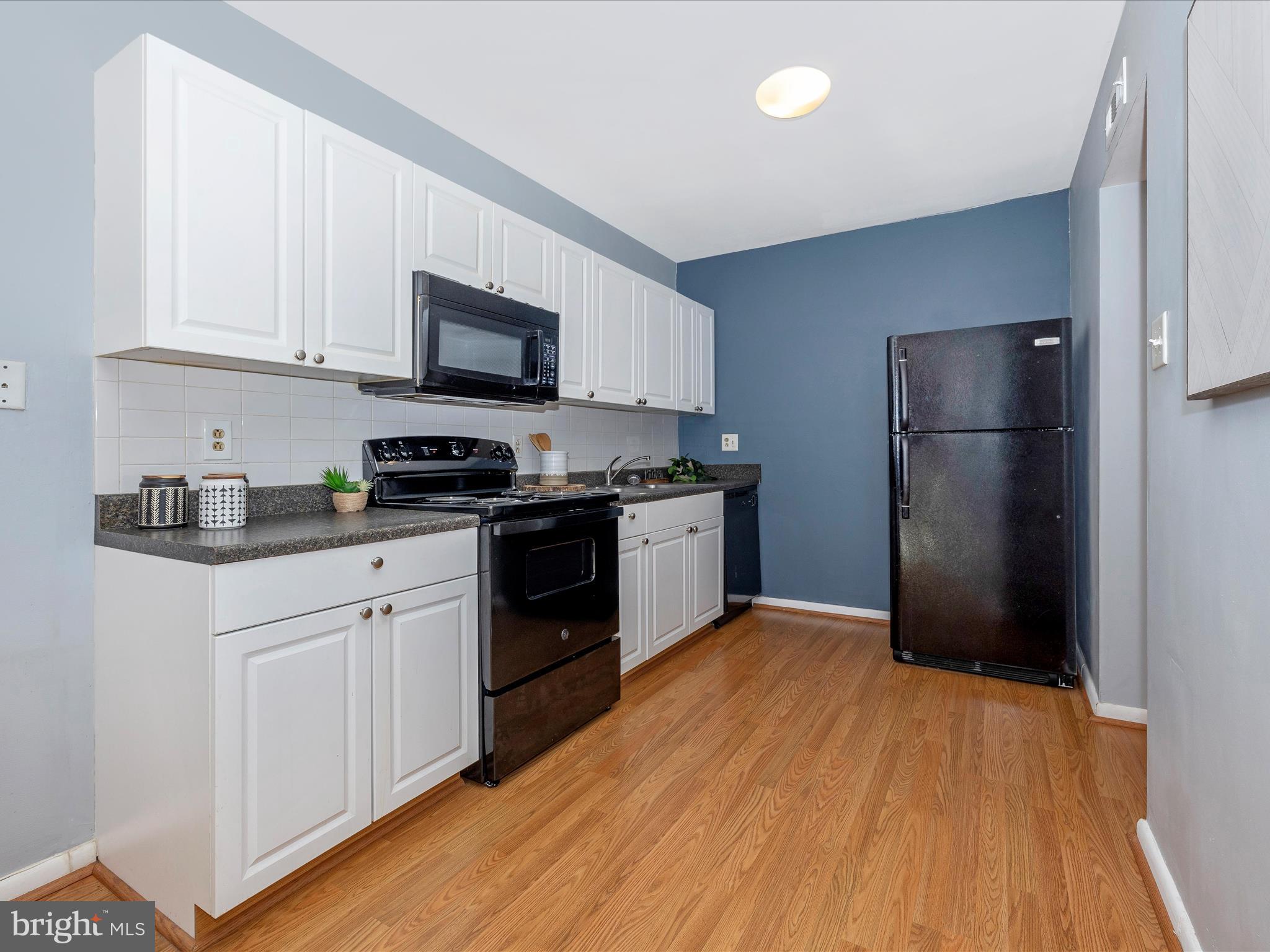 OAKLAND MILLS - Residential