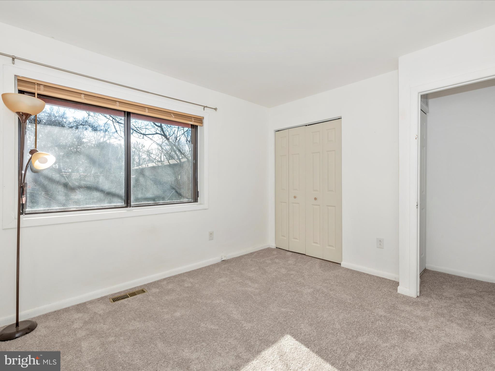 OAKLAND MILLS - Residential