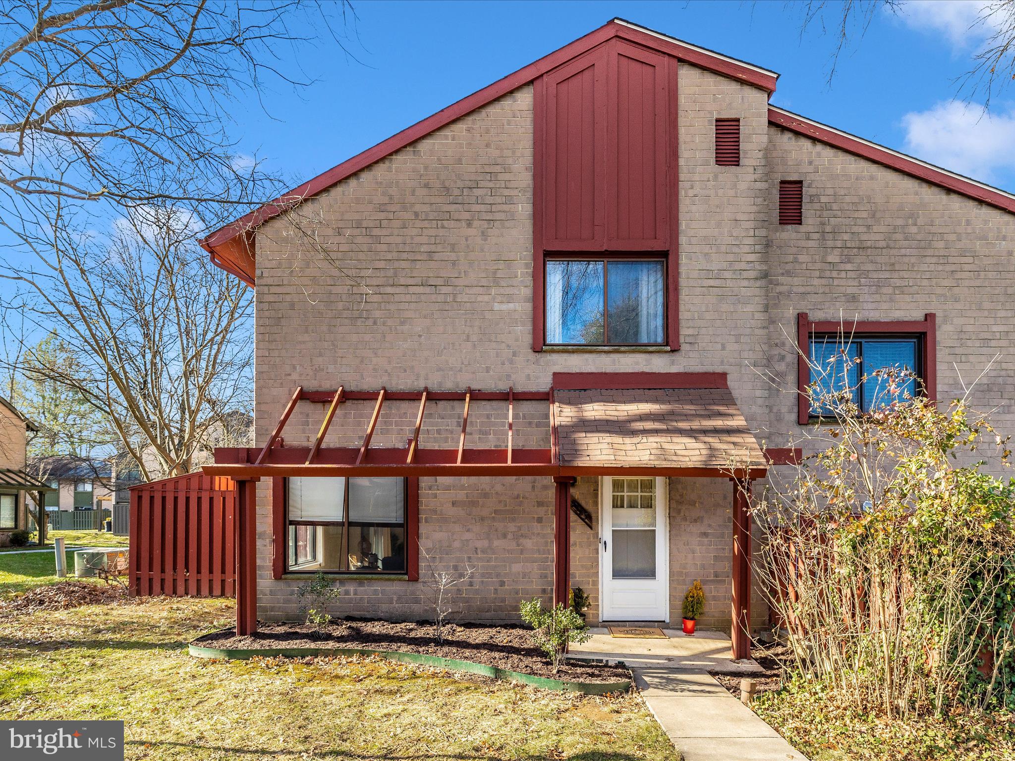 OAKLAND MILLS - Residential