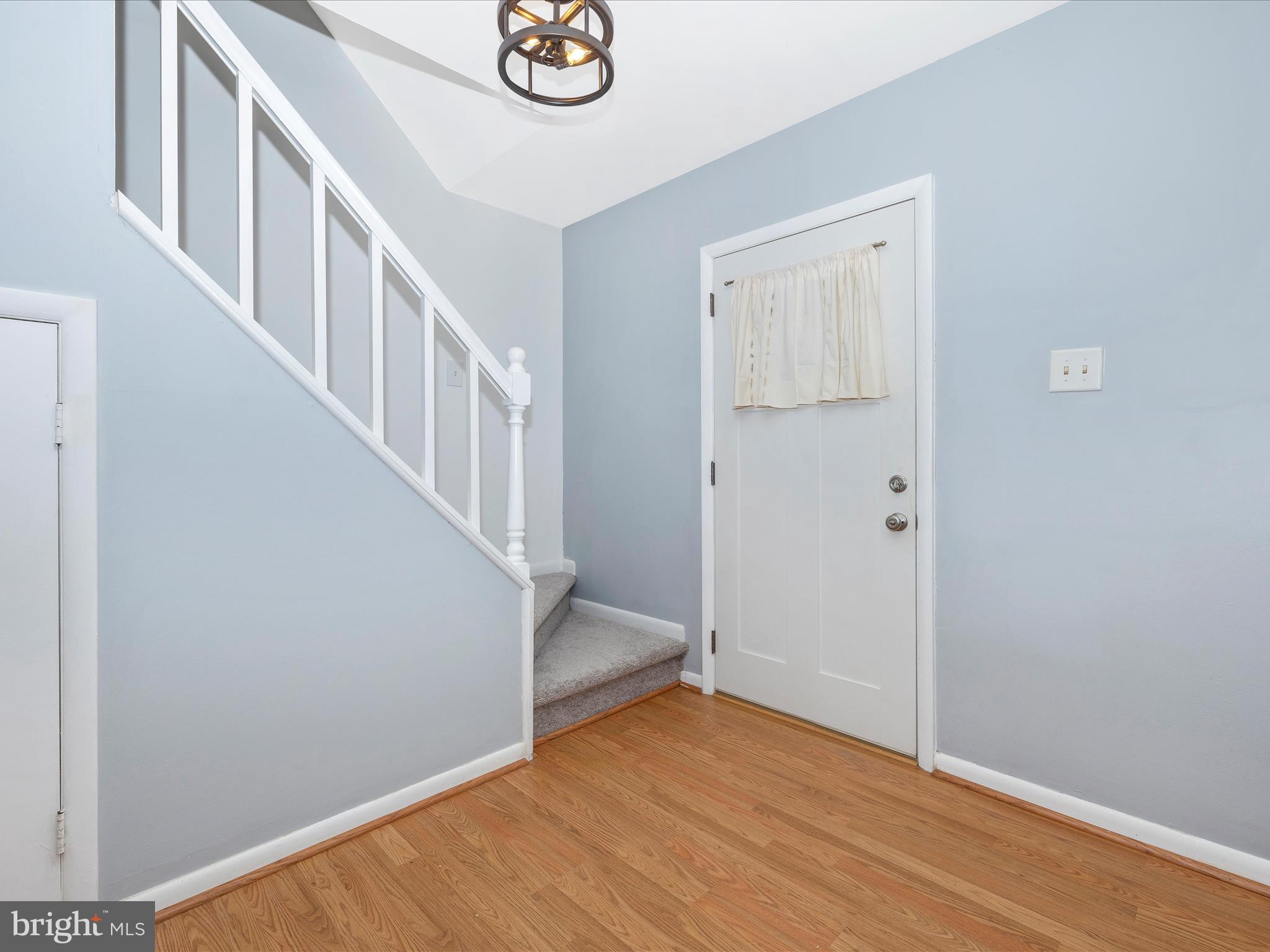 OAKLAND MILLS - Residential