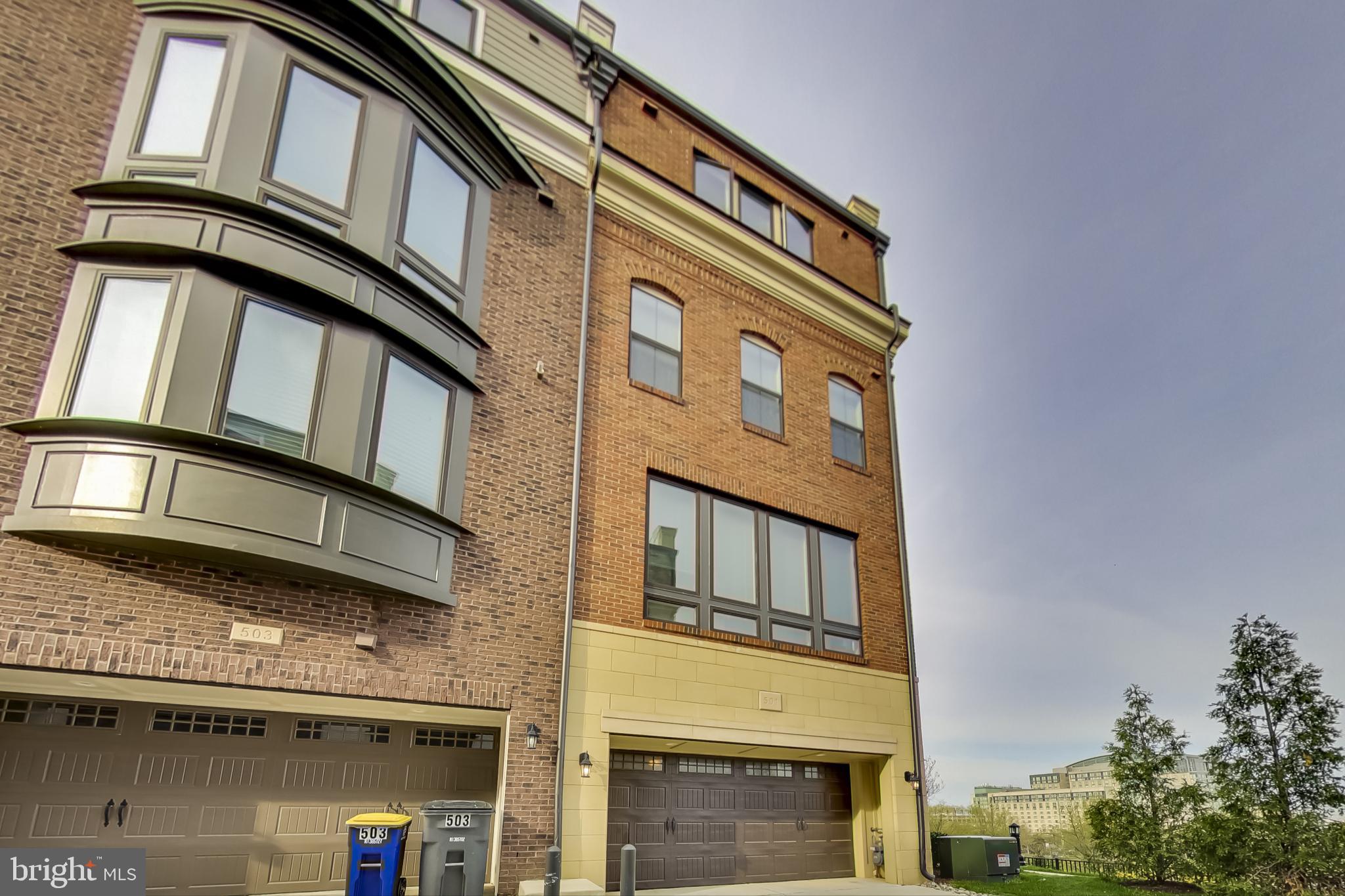 POTOMAC OVERLOOK AT NATIONAL HARBOR - Residential Lease