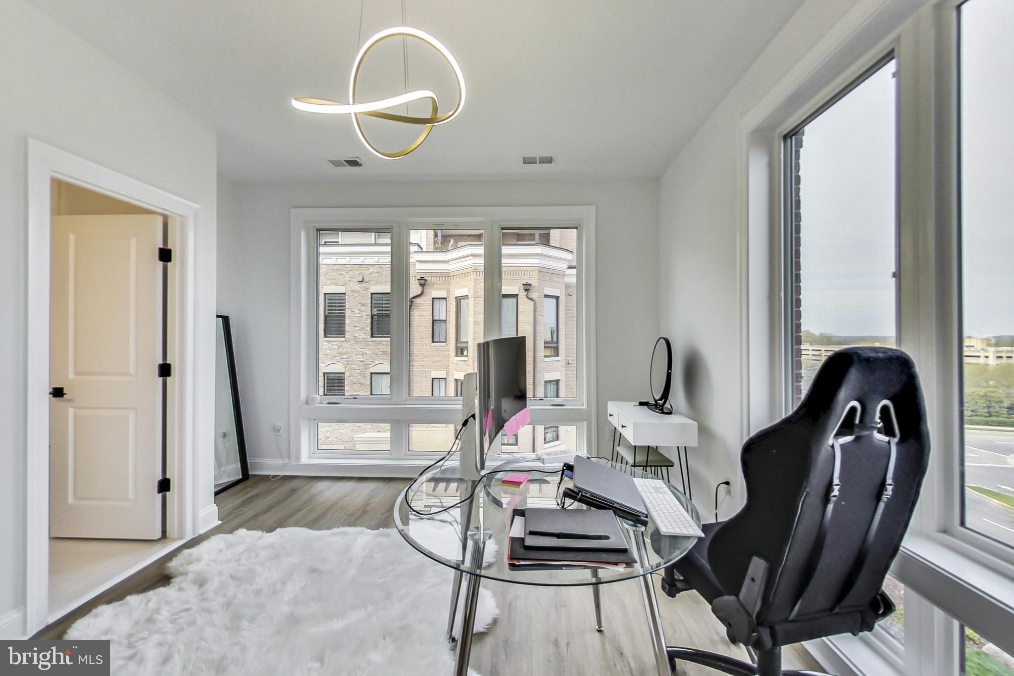 POTOMAC OVERLOOK AT NATIONAL HARBOR - Residential Lease