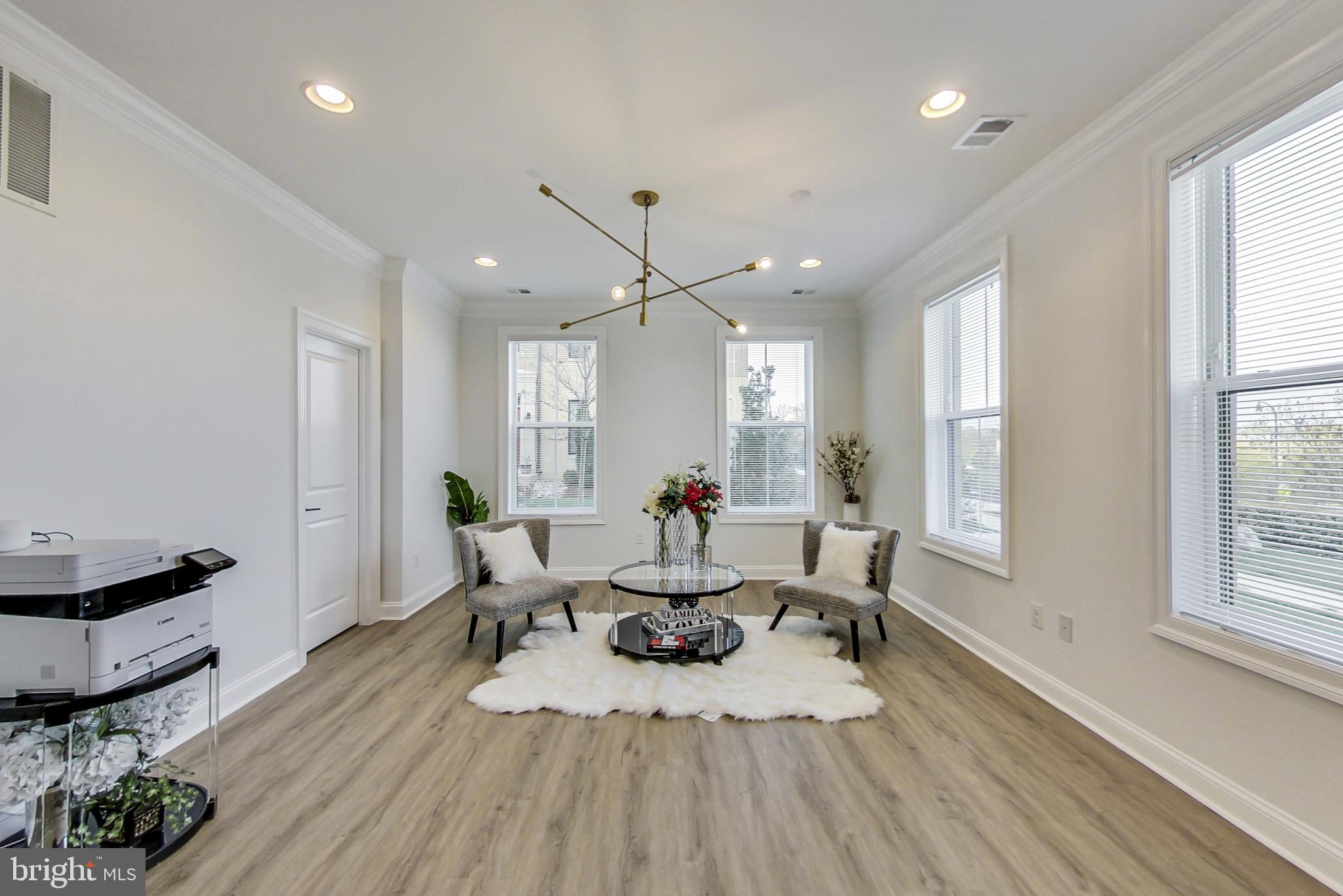 POTOMAC OVERLOOK AT NATIONAL HARBOR - Residential Lease