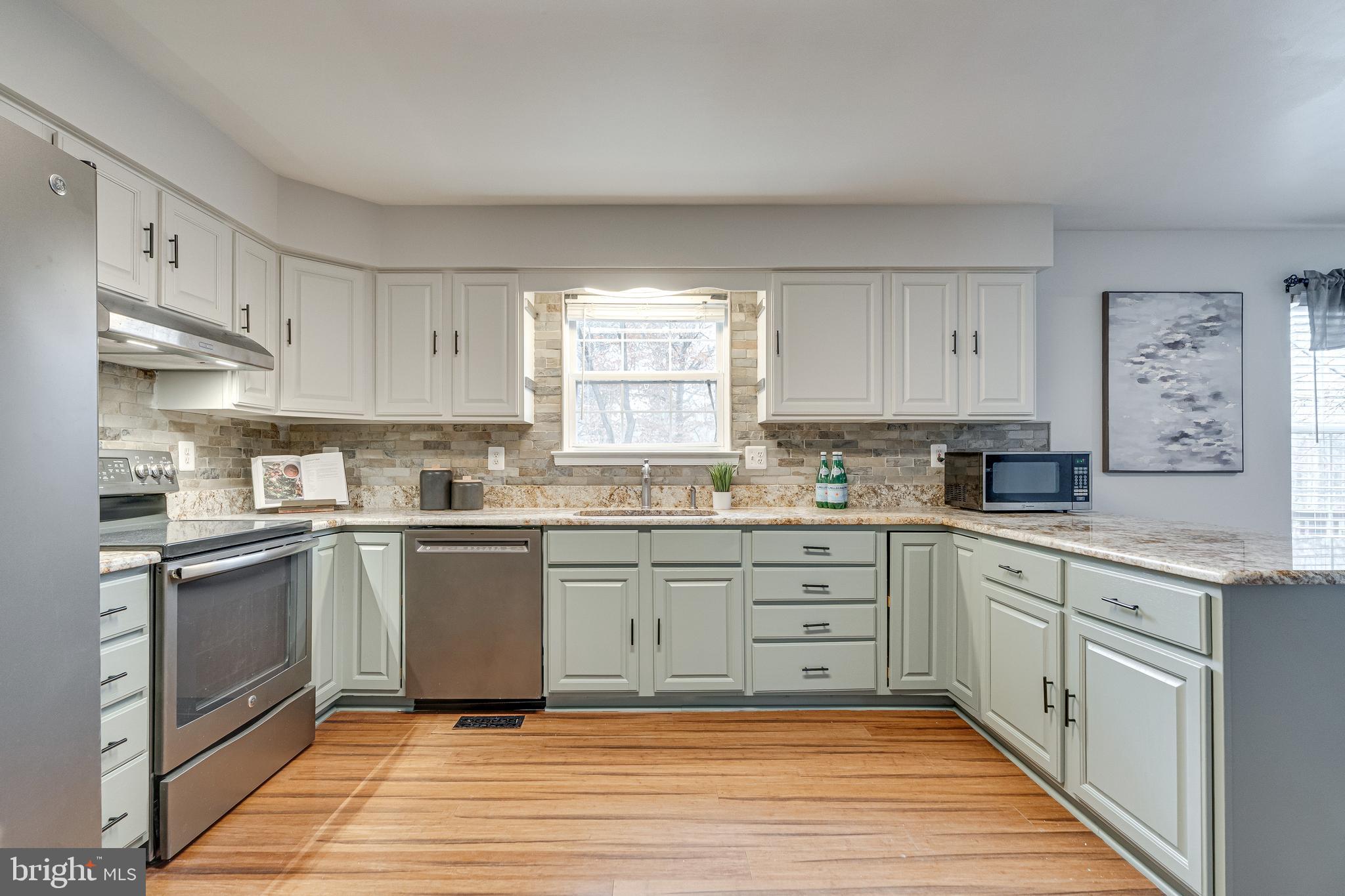 THE MEADOWS - Residential