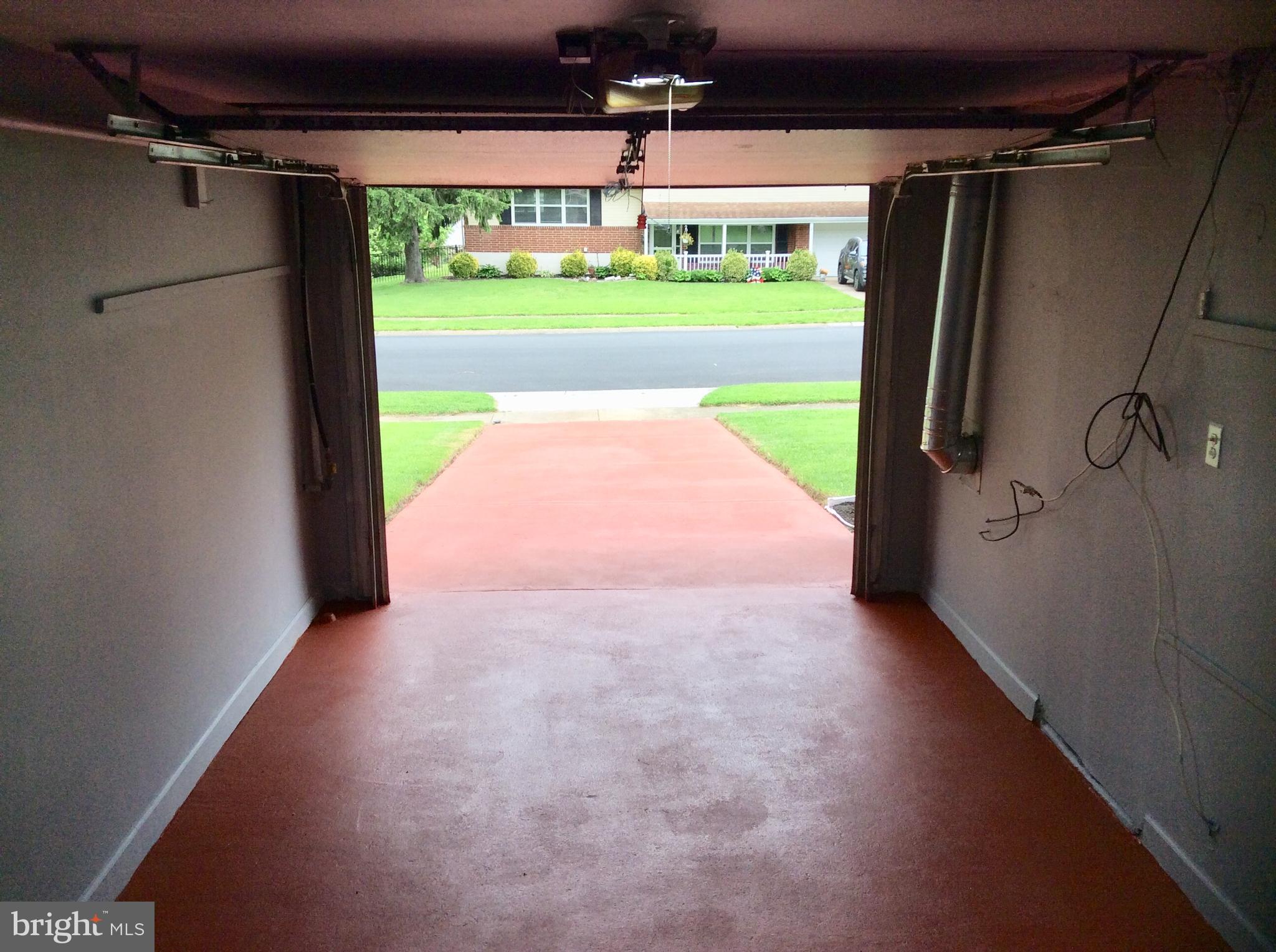 HOLIDAY HILLS - Residential