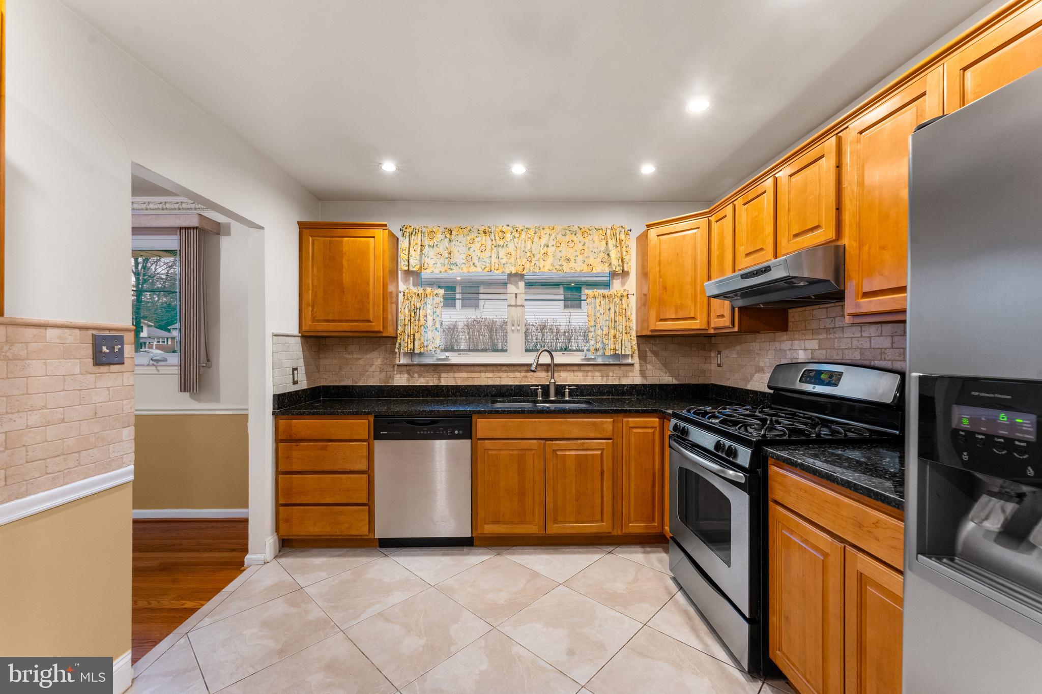 HOLIDAY HILLS - Residential