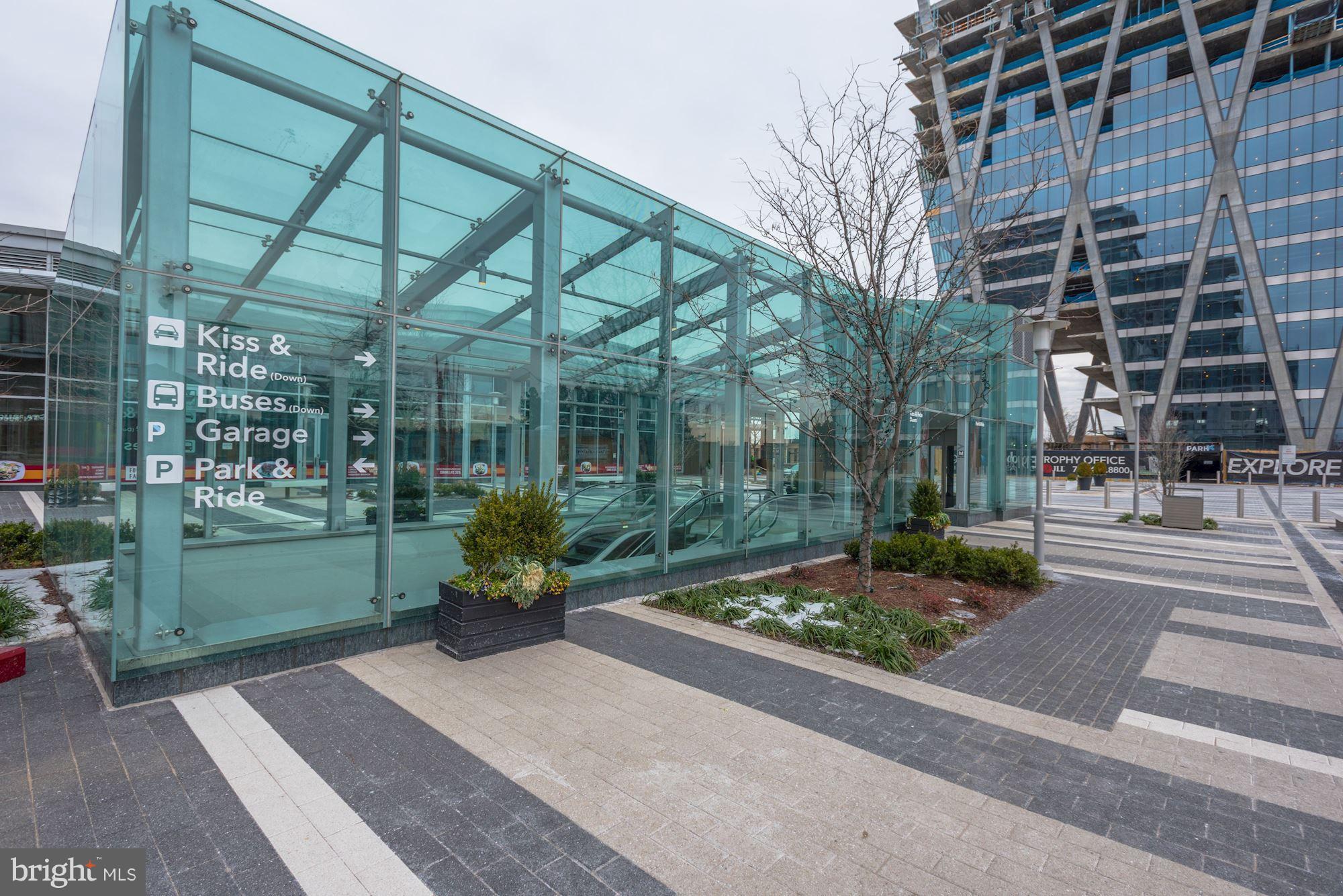 SAVOY AT RESTON TOWN CENTER - Residential Lease