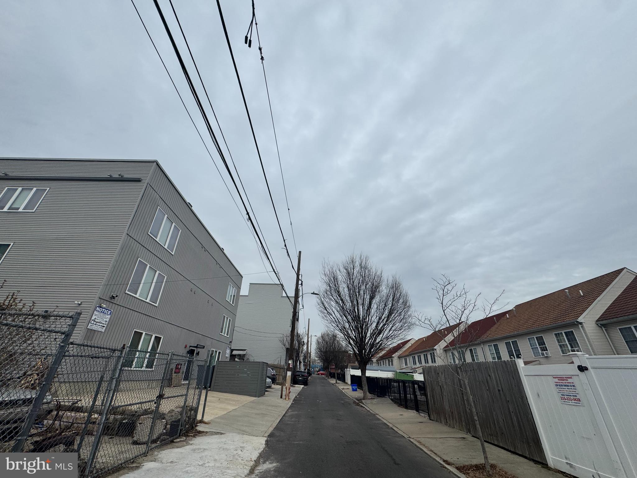 PHILADELPHIA - Residential