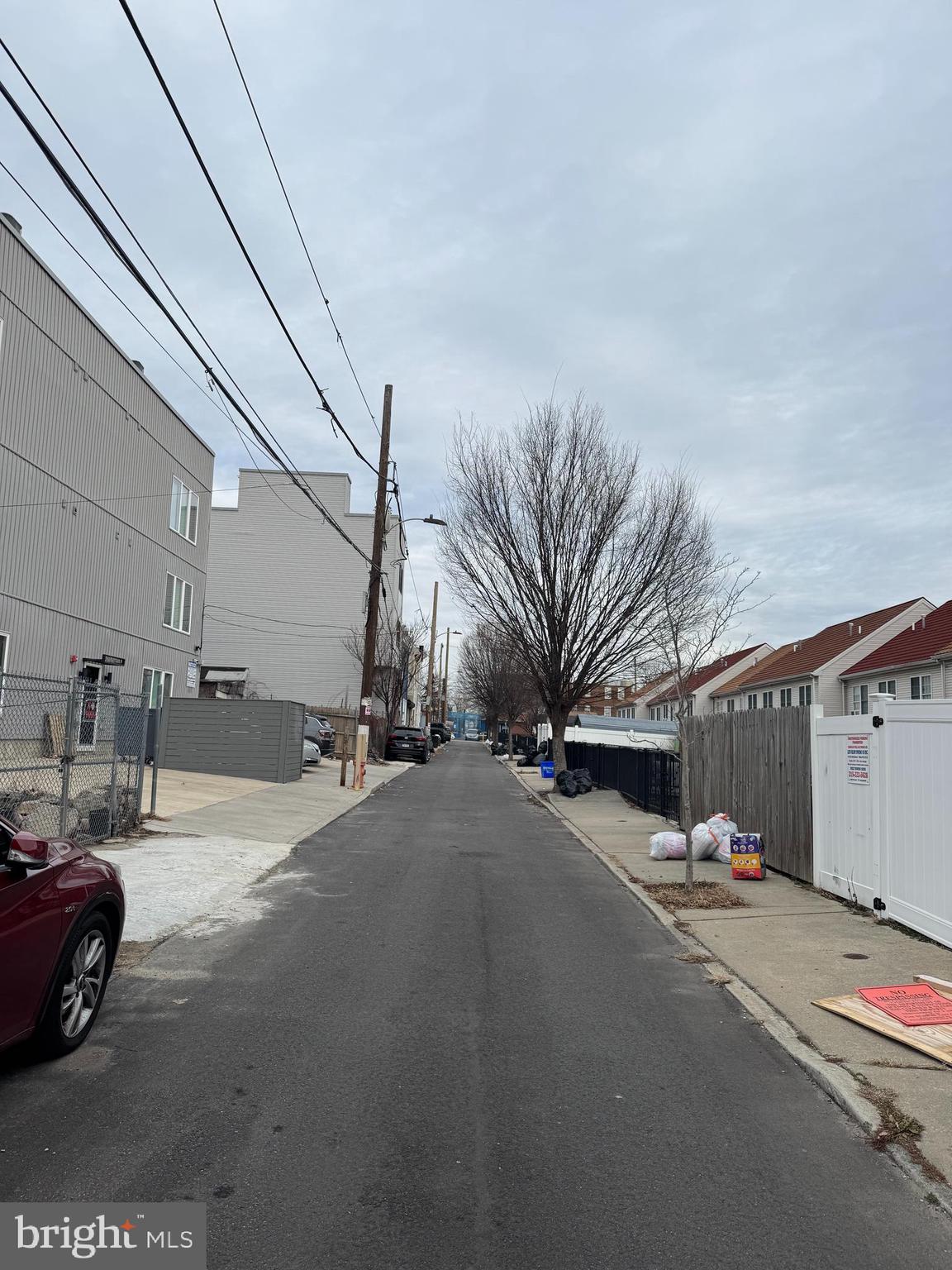 PHILADELPHIA - Residential