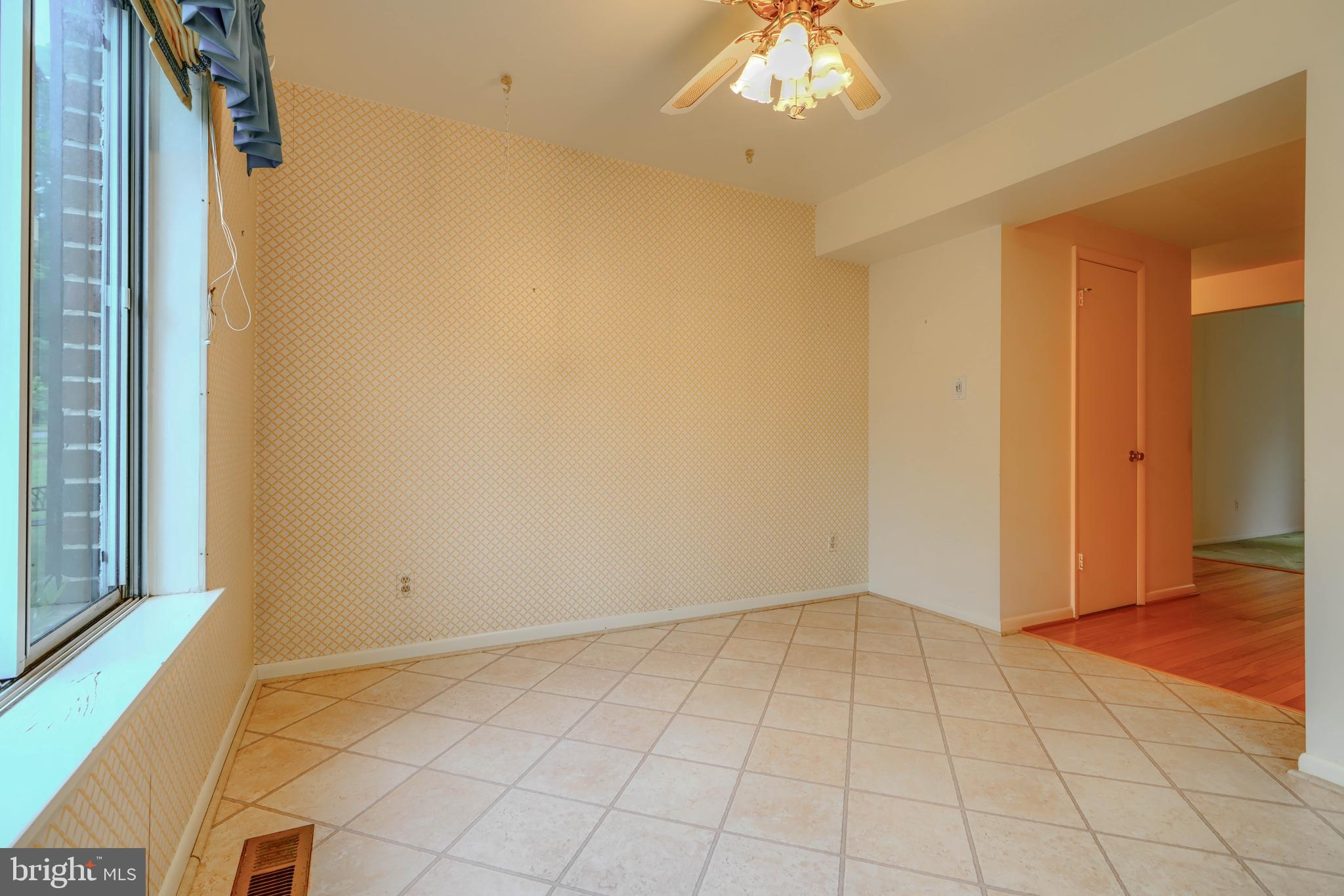 MAYS CHAPEL VILLAGE - Residential