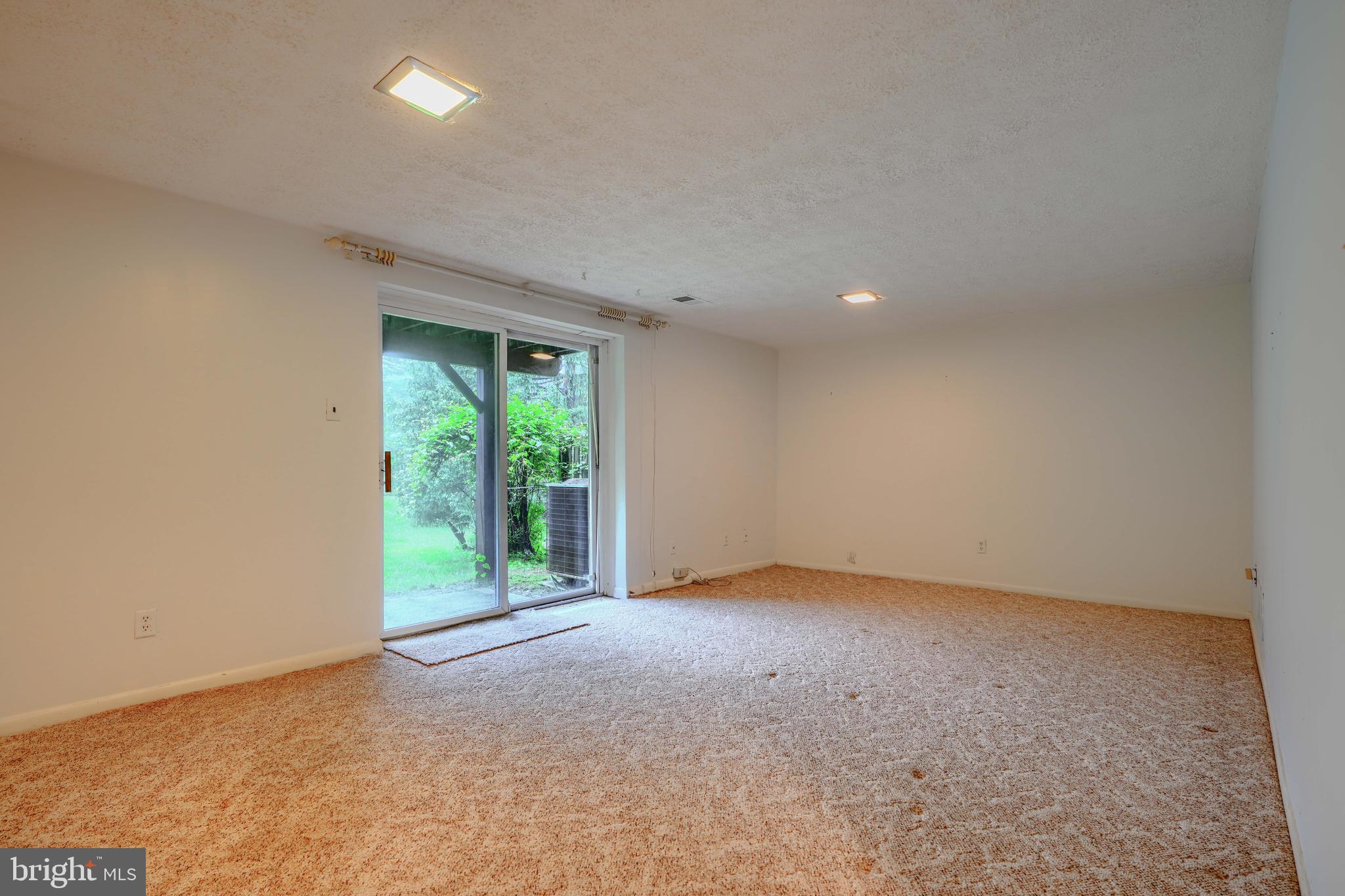 MAYS CHAPEL VILLAGE - Residential