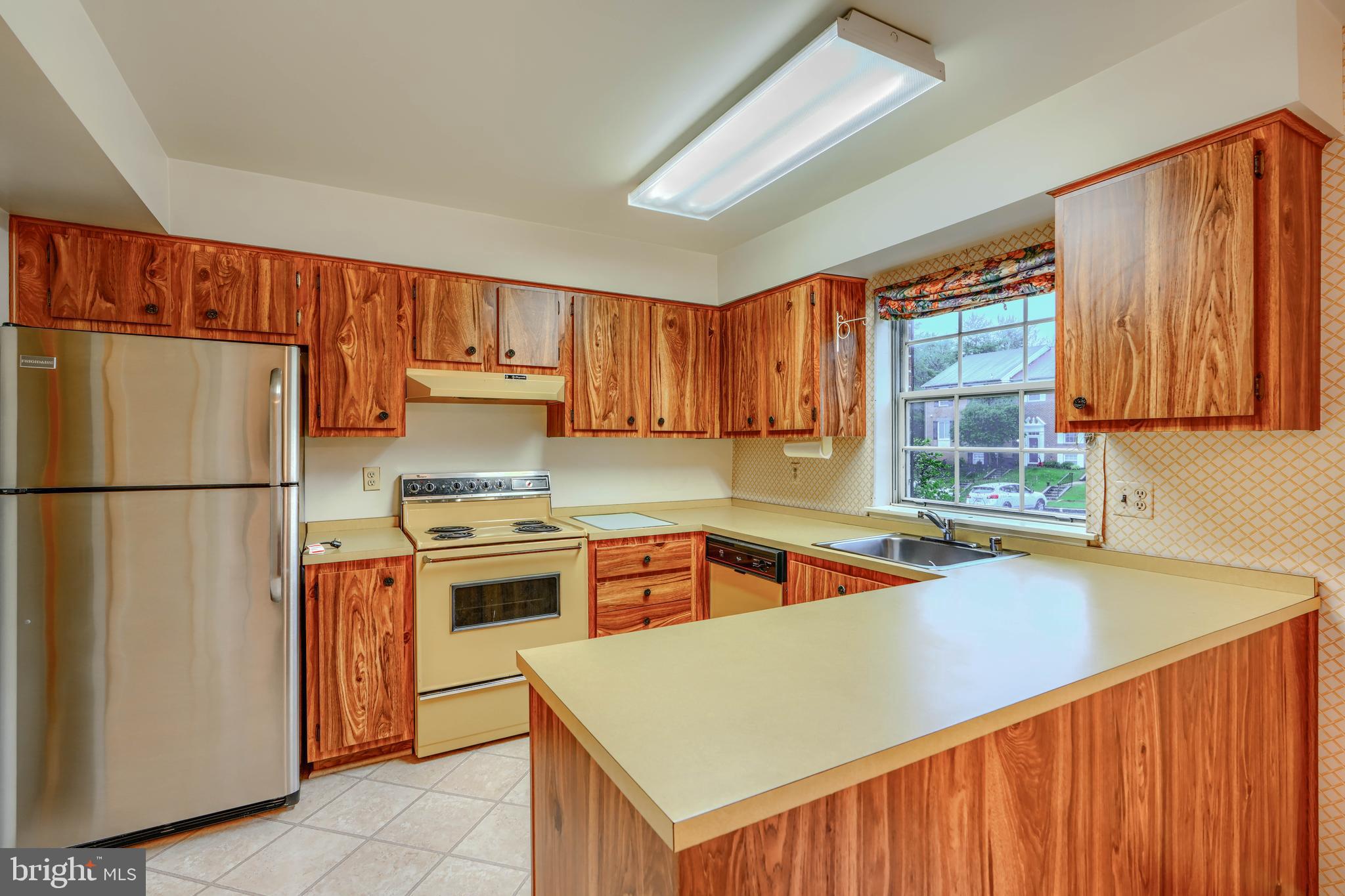 MAYS CHAPEL VILLAGE - Residential