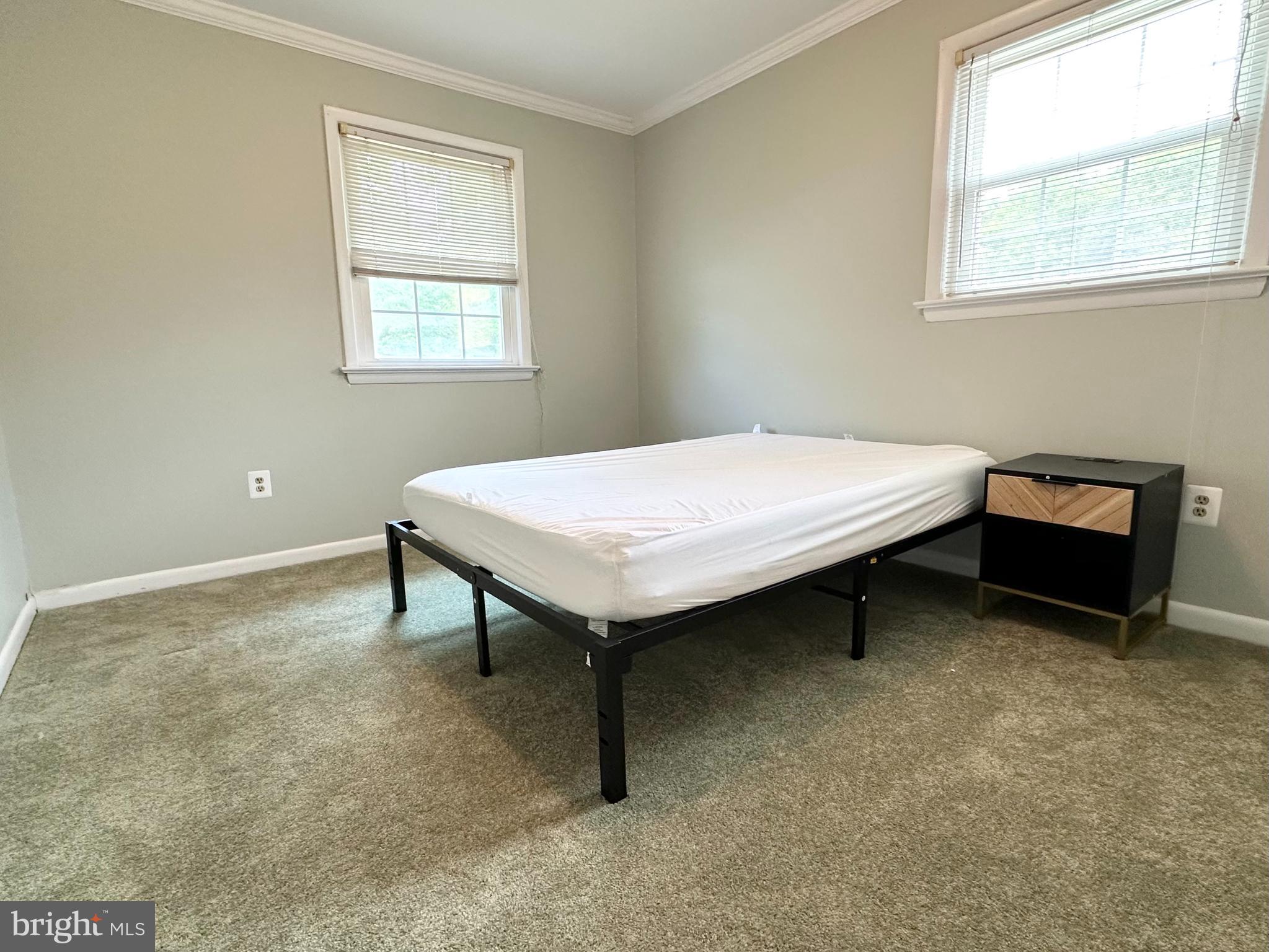 INDIAN QUEEN EAST - Residential Lease