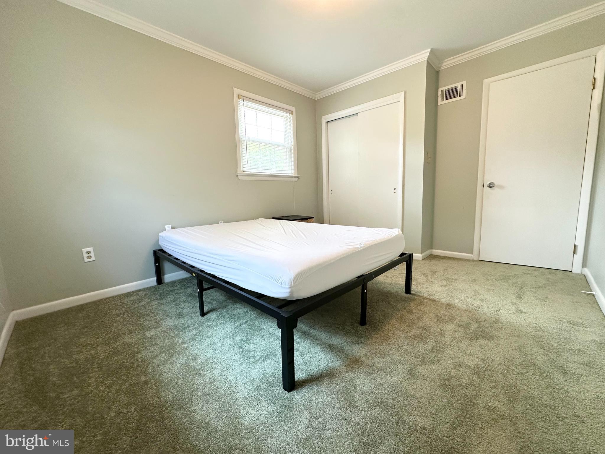 INDIAN QUEEN EAST - Residential Lease