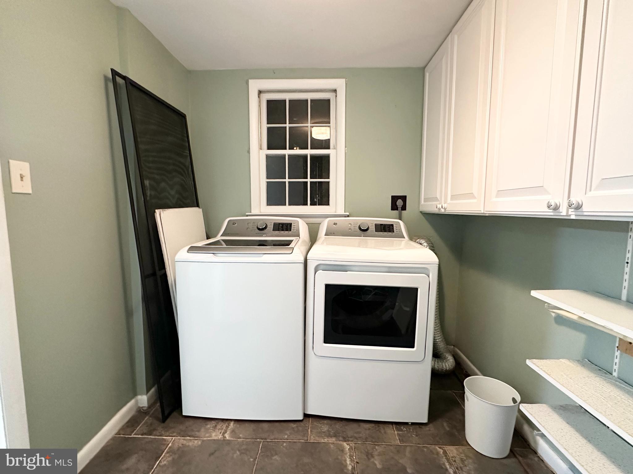 INDIAN QUEEN EAST - Residential Lease