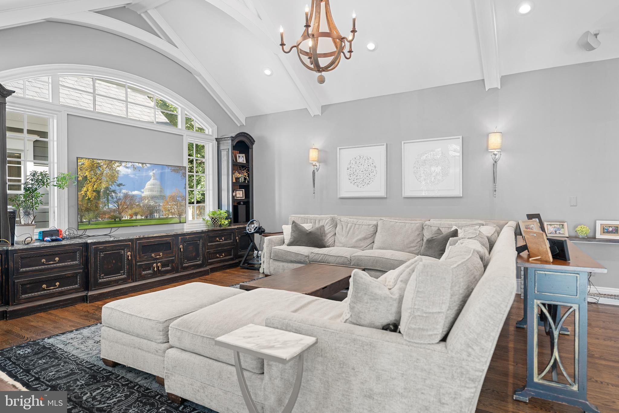 CHESTERBROOK FARM - Residential