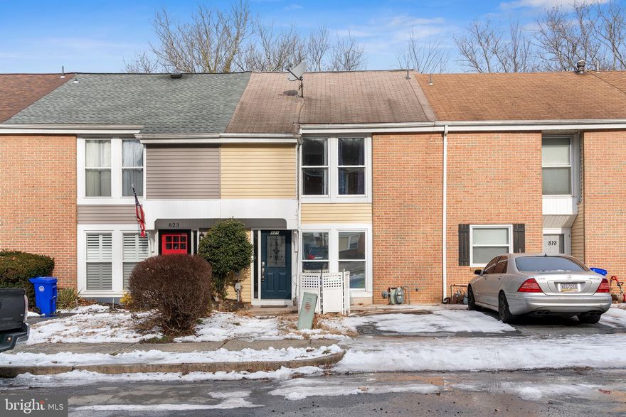 Nestled in West Reading's Summit Chase, this spacious 3 bedroom, 2.5 bath townhome is move in ready and 
within walking distance of the Reading hospital campus, park and Reading public museum! Enter the main floor featuring a large open foyer and ceramic tiled flooring throughout. To your right is an expansive
living room that flows nicely into a formal dining room, complete with oversized windows that flood the space with natural light. Just off of the dining area is the kitchen, boasting stainless steel appliances and ample cabinet and storage space. Upstairs, you'll find the large master suite with a sleek, updated full bathroom and just down the hall are 2 additional nicely sized bedrooms, and updated full bathroom. The lower level offers a large recreational space, powder room, laundry and storage area. From the lower level, sliding glass doors lead to a sizable back deck. Some other notable features include, off-street parking, new interior paint, updated lighting fixtures, central air, and economic gas heat! Call to schedule a private showing!