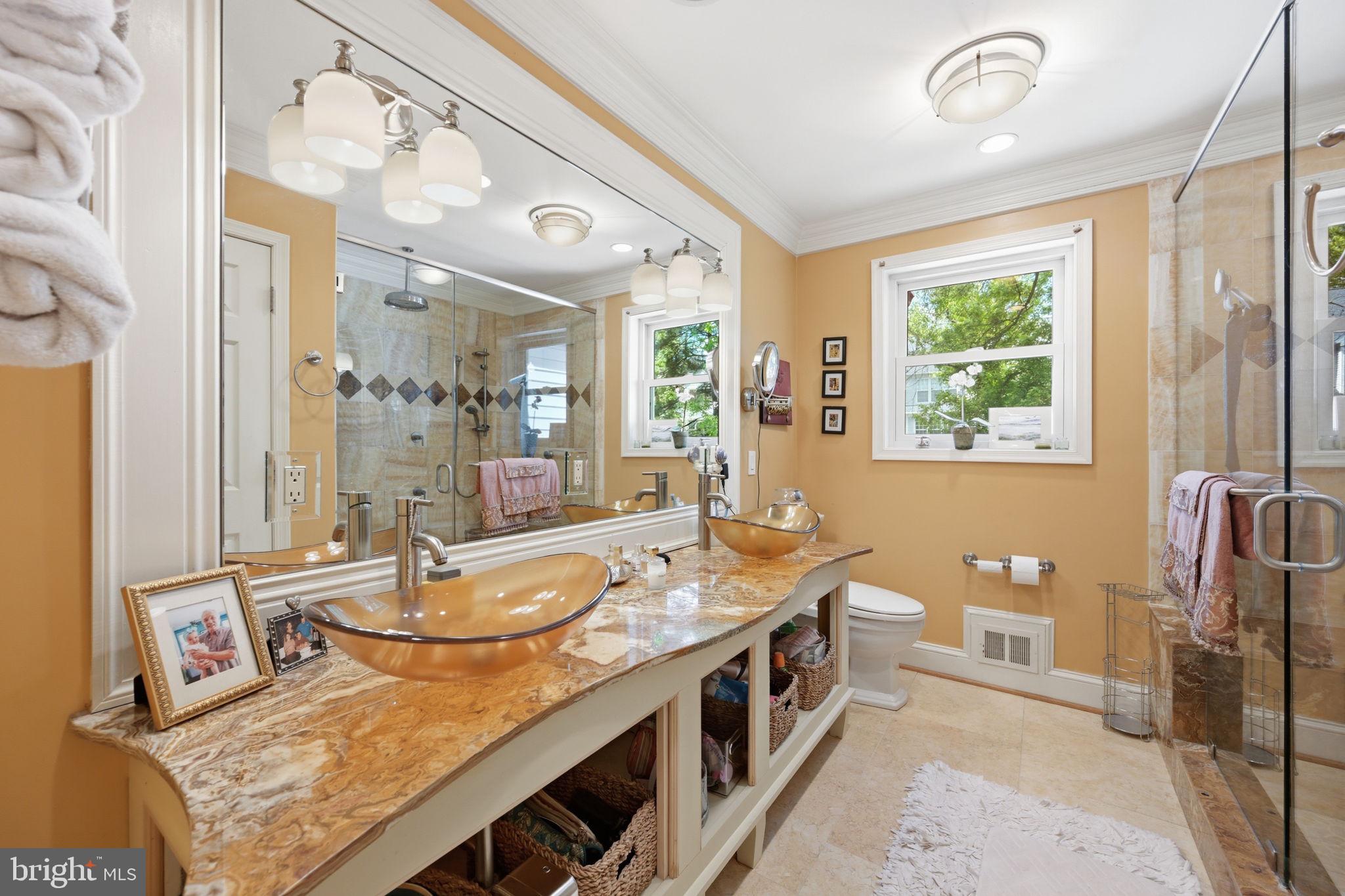 WALNUT HILL - Residential