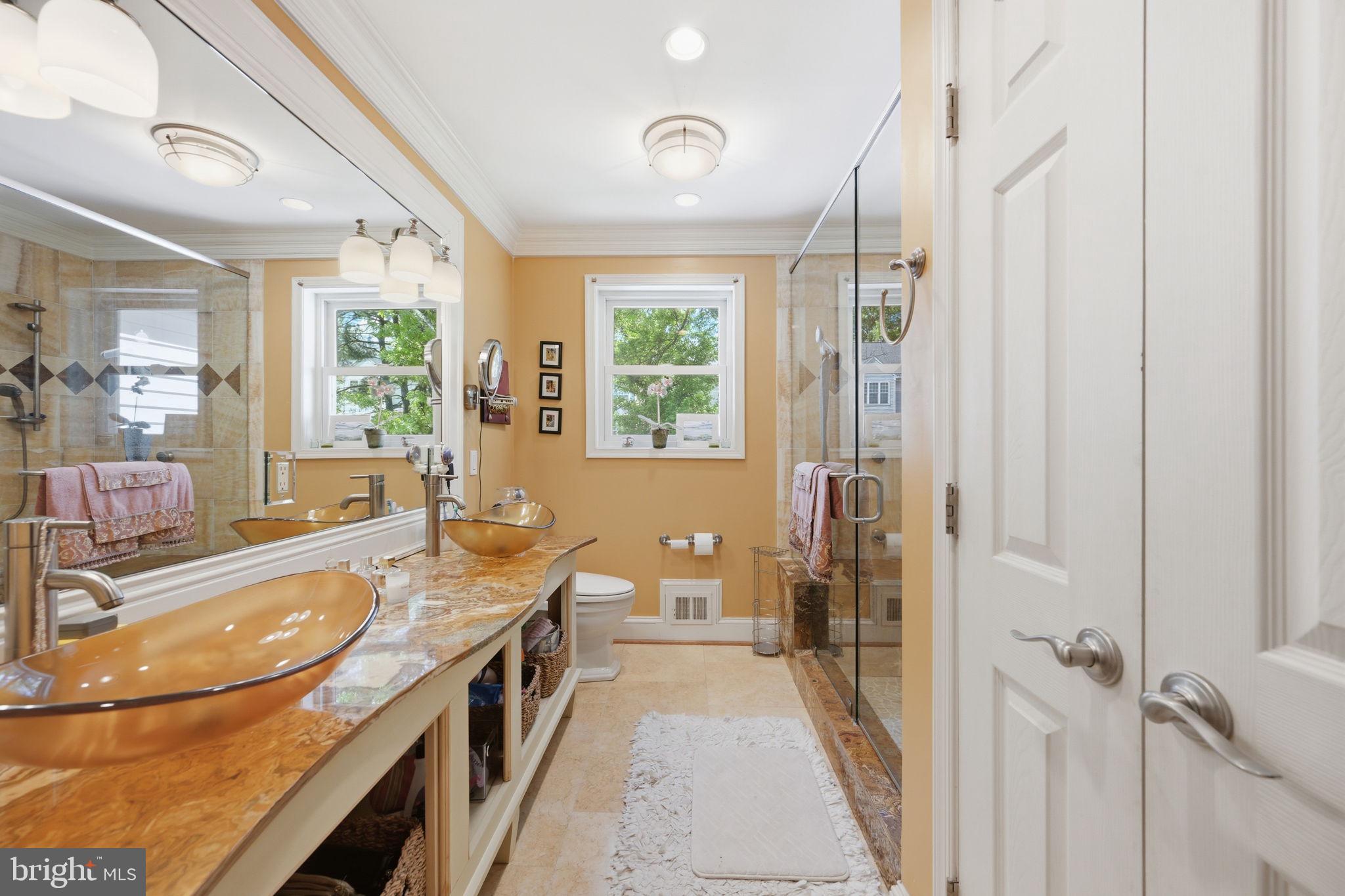 WALNUT HILL - Residential