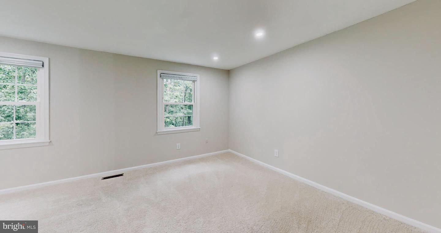 AMBERLEIGH - Residential Lease