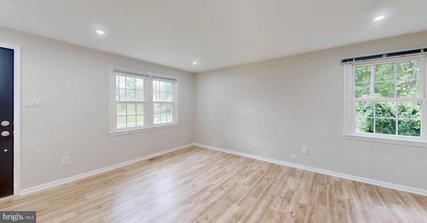 AMBERLEIGH - Residential Lease