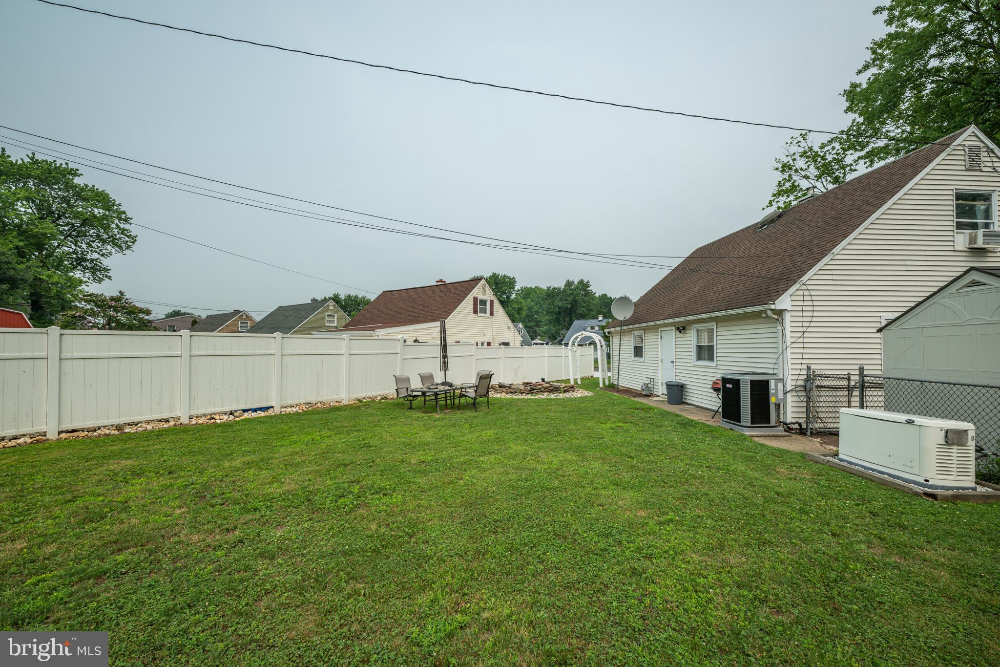 587 ARBOR ROAD