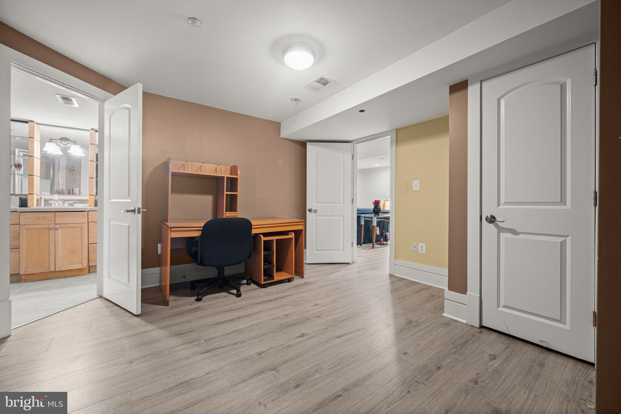 ASHBURTON - Residential Lease