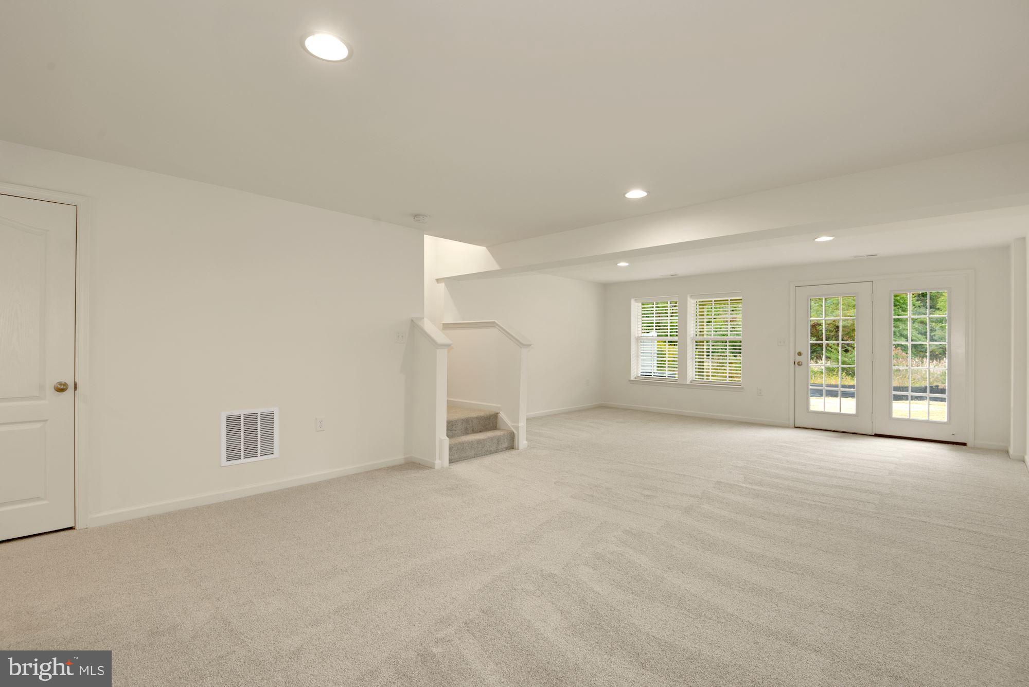 FREEDOM MANOR - Residential