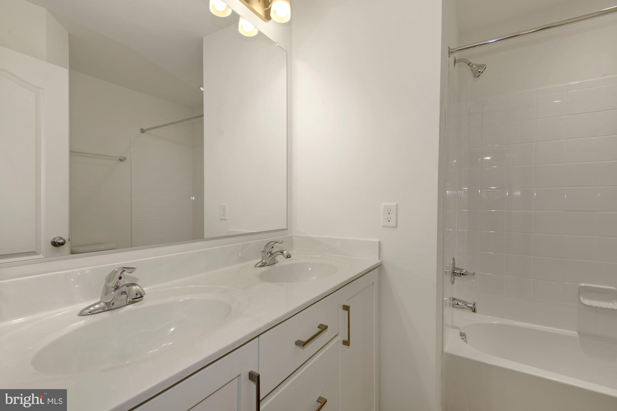 FREEDOM MANOR - Residential