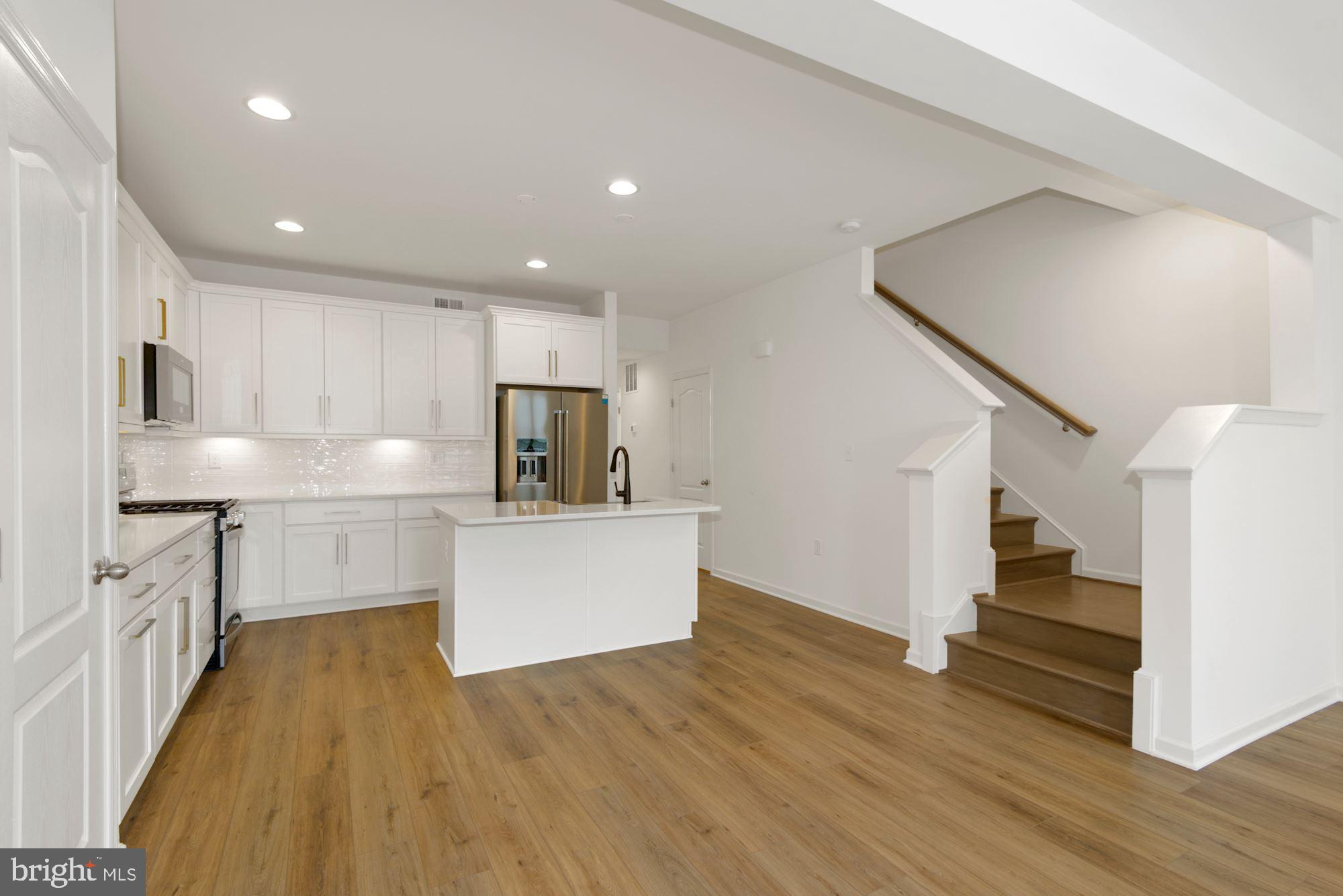 FREEDOM MANOR - Residential