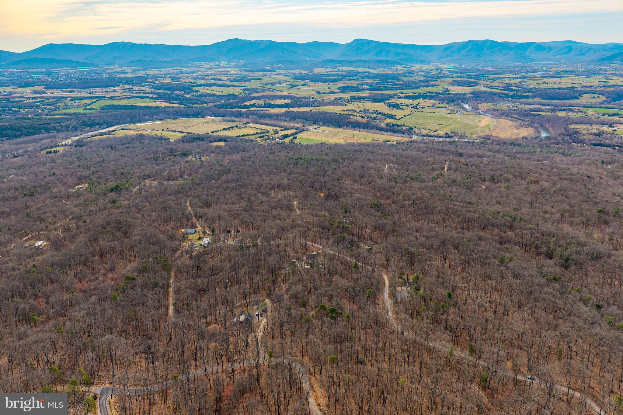 SHENANDOAH FOREST - Land