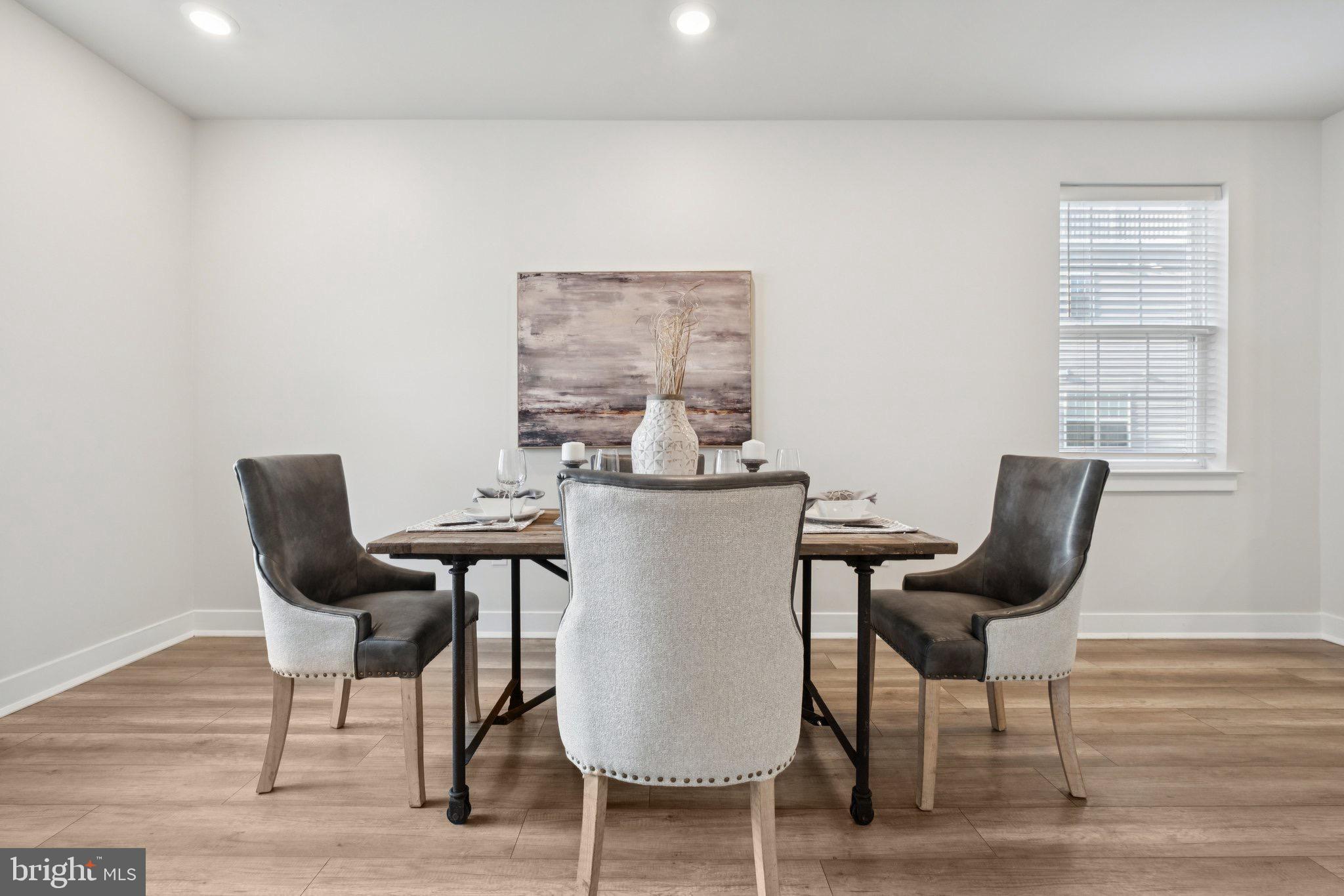 WATERSIDE - Residential