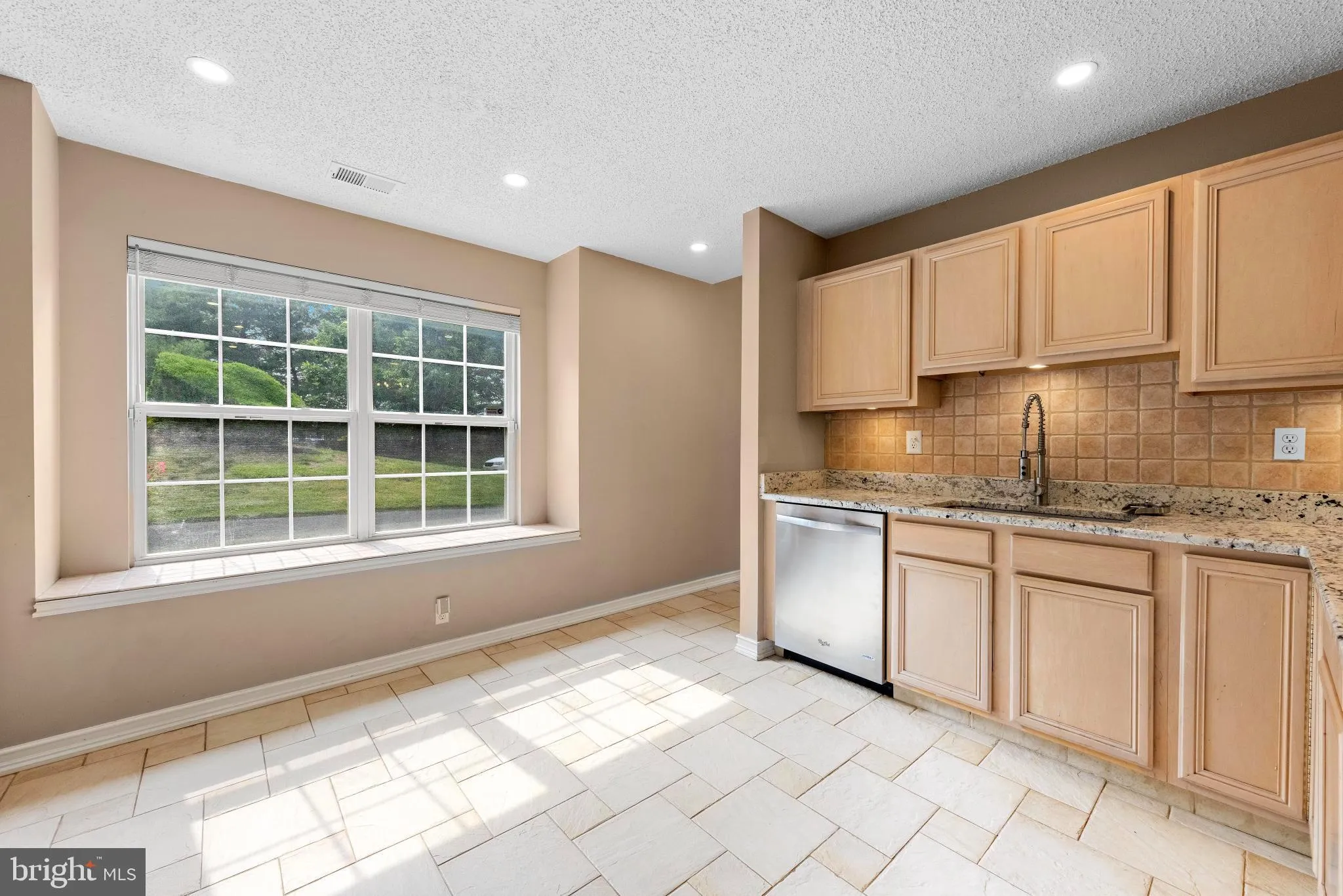 Howell, New Jersey 07731, United States, 2 Bedrooms Bedrooms, ,3 BathroomsBathrooms,Residential,Coming Soon,154193