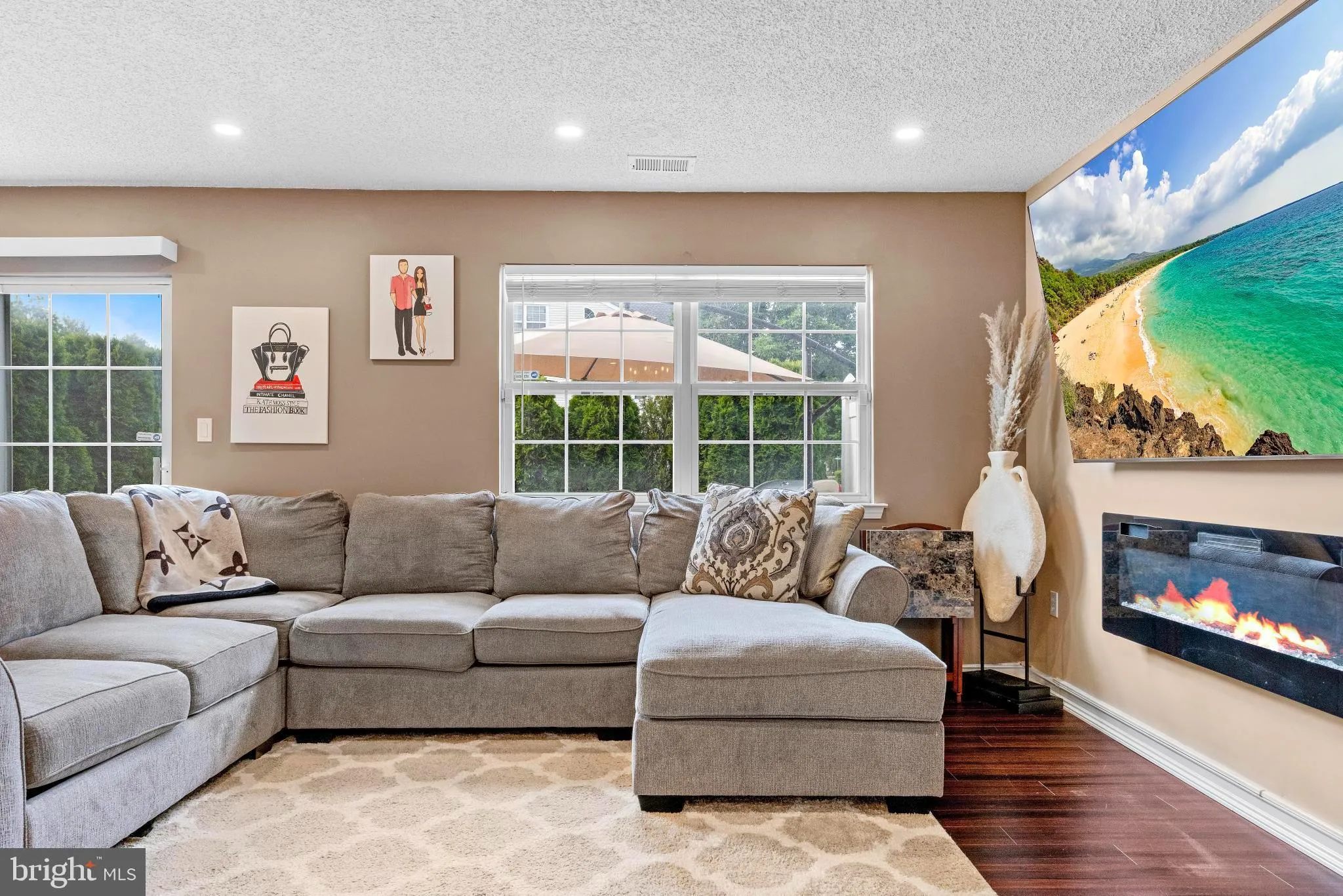 Howell, New Jersey 07731, United States, 2 Bedrooms Bedrooms, ,3 BathroomsBathrooms,Residential,Coming Soon,154193