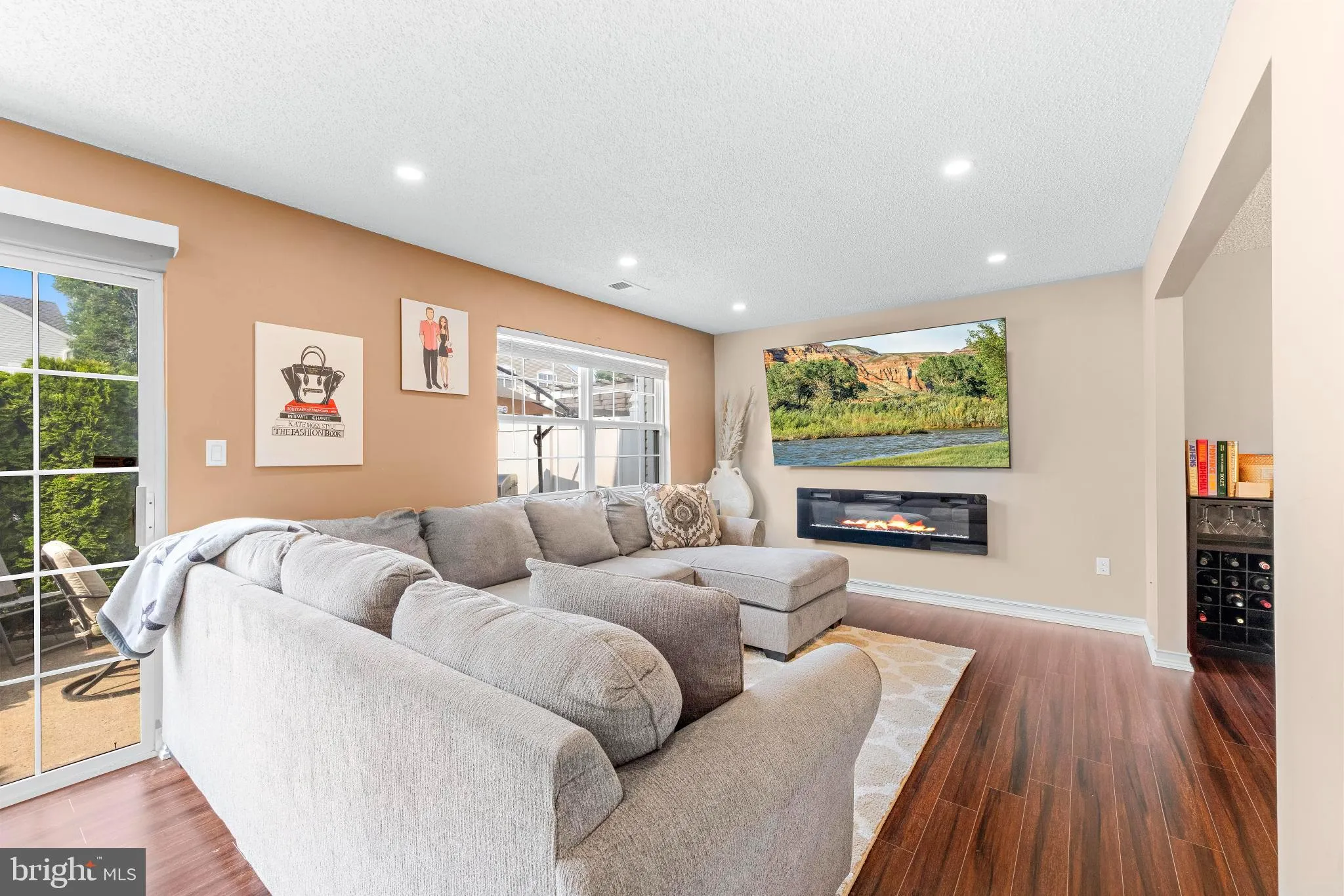 Howell, New Jersey 07731, United States, 2 Bedrooms Bedrooms, ,3 BathroomsBathrooms,Residential,Coming Soon,154193