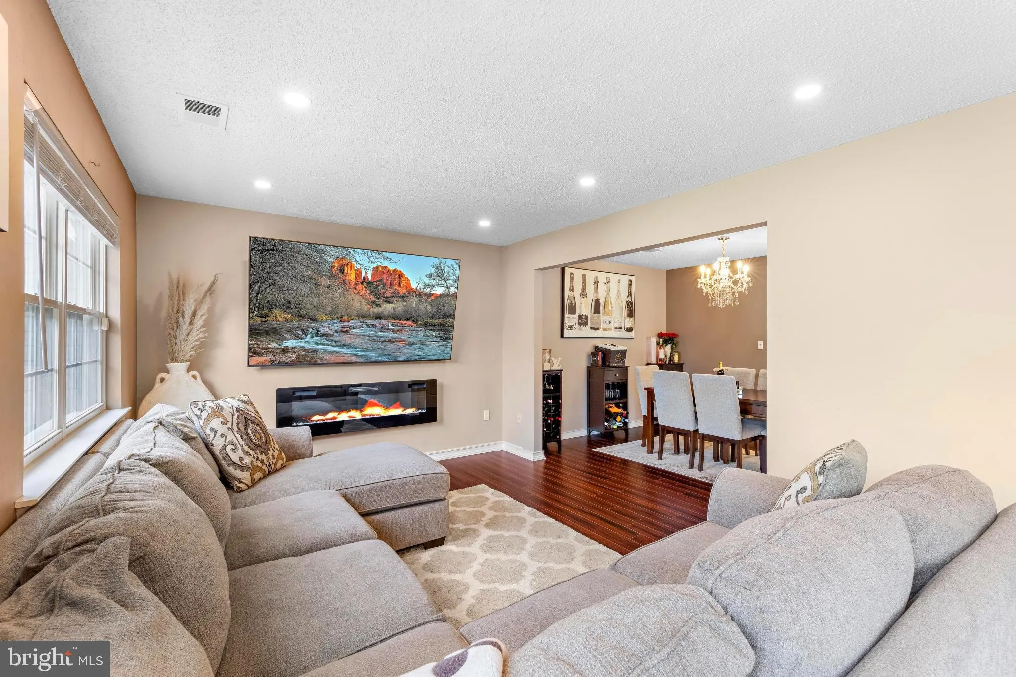 Howell, New Jersey 07731, United States, 2 Bedrooms Bedrooms, ,3 BathroomsBathrooms,Residential,Coming Soon,154193