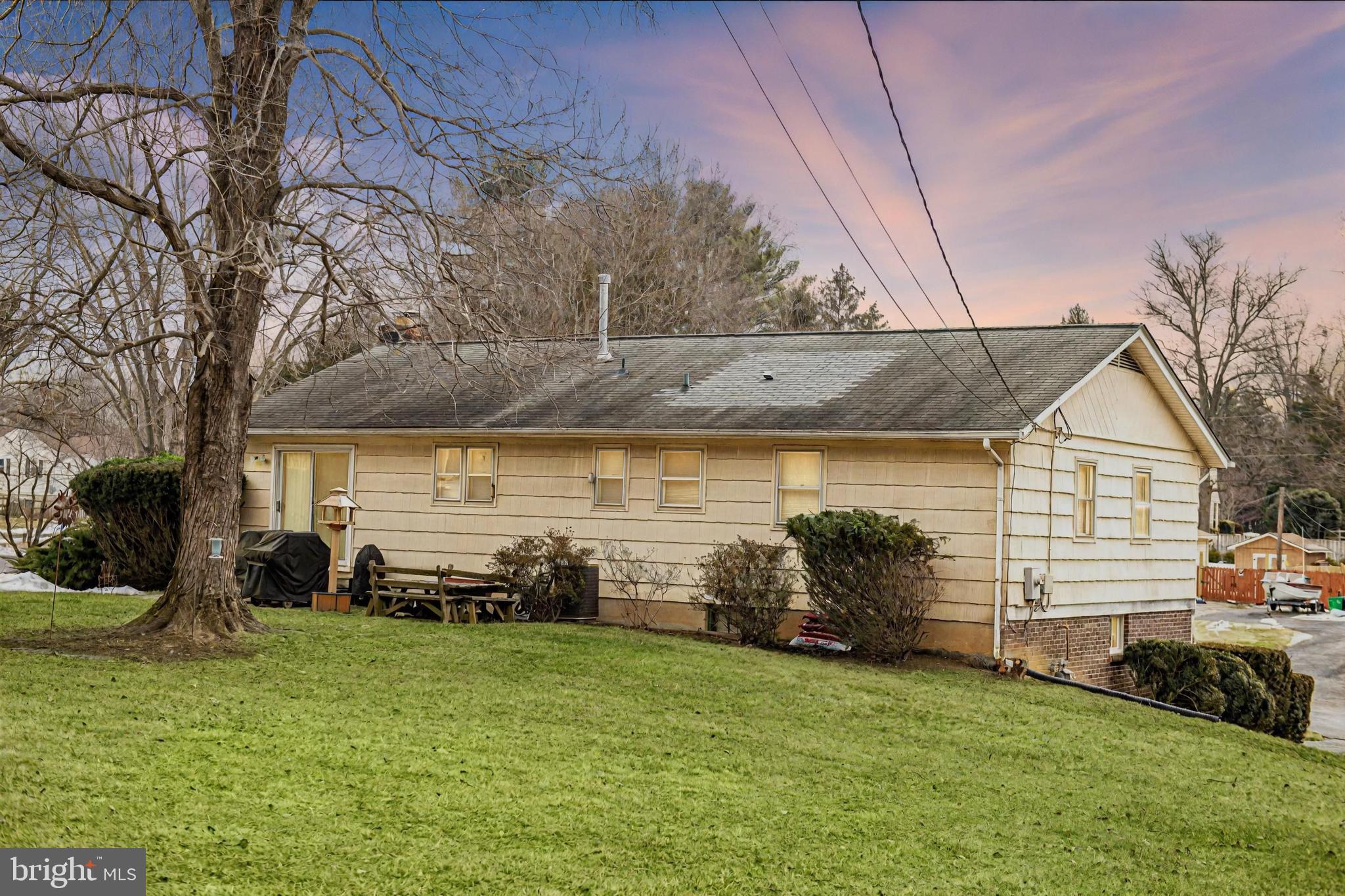 HAMMOND VILLAGE - Residential