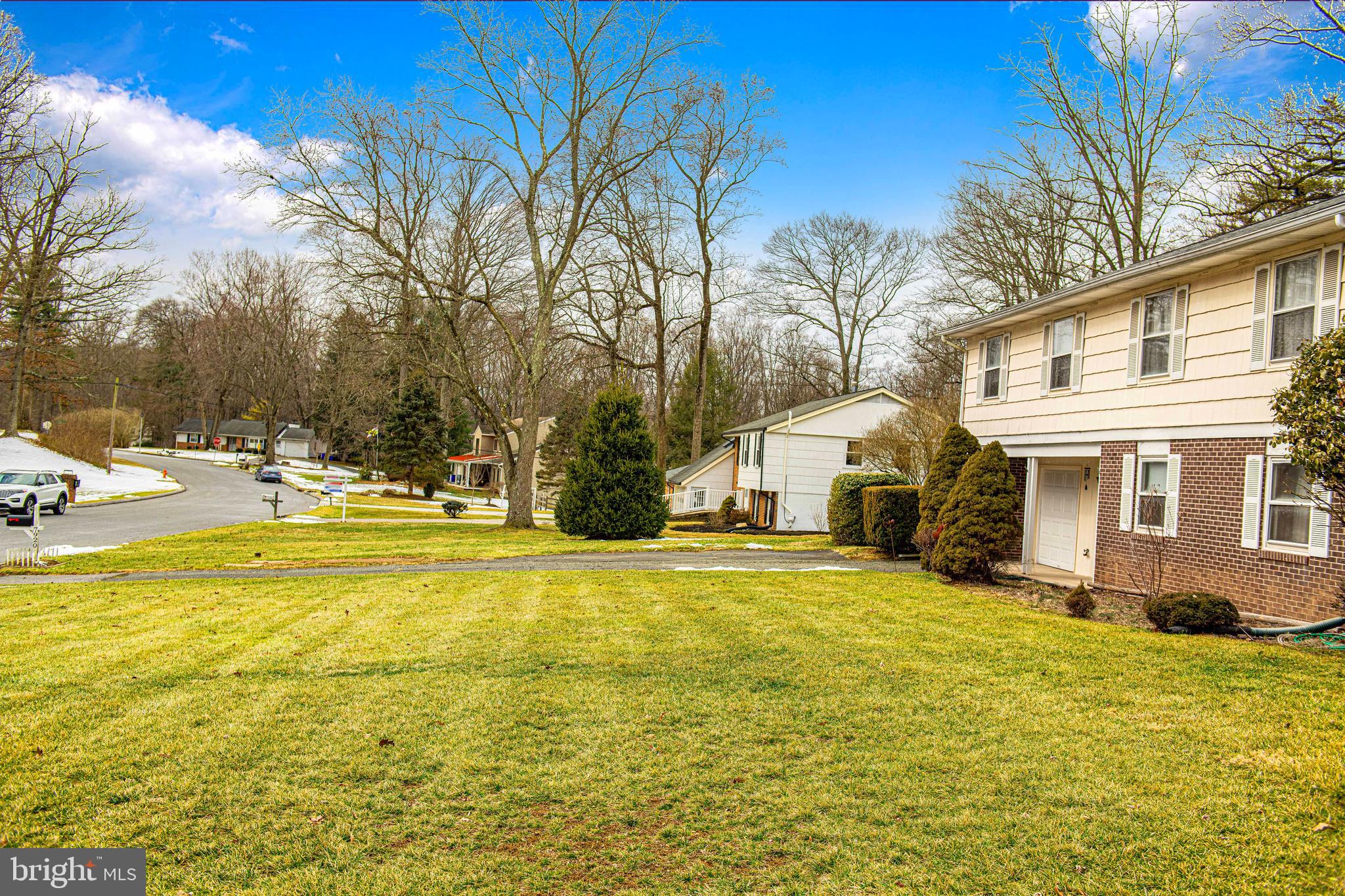 HAMMOND VILLAGE - Residential