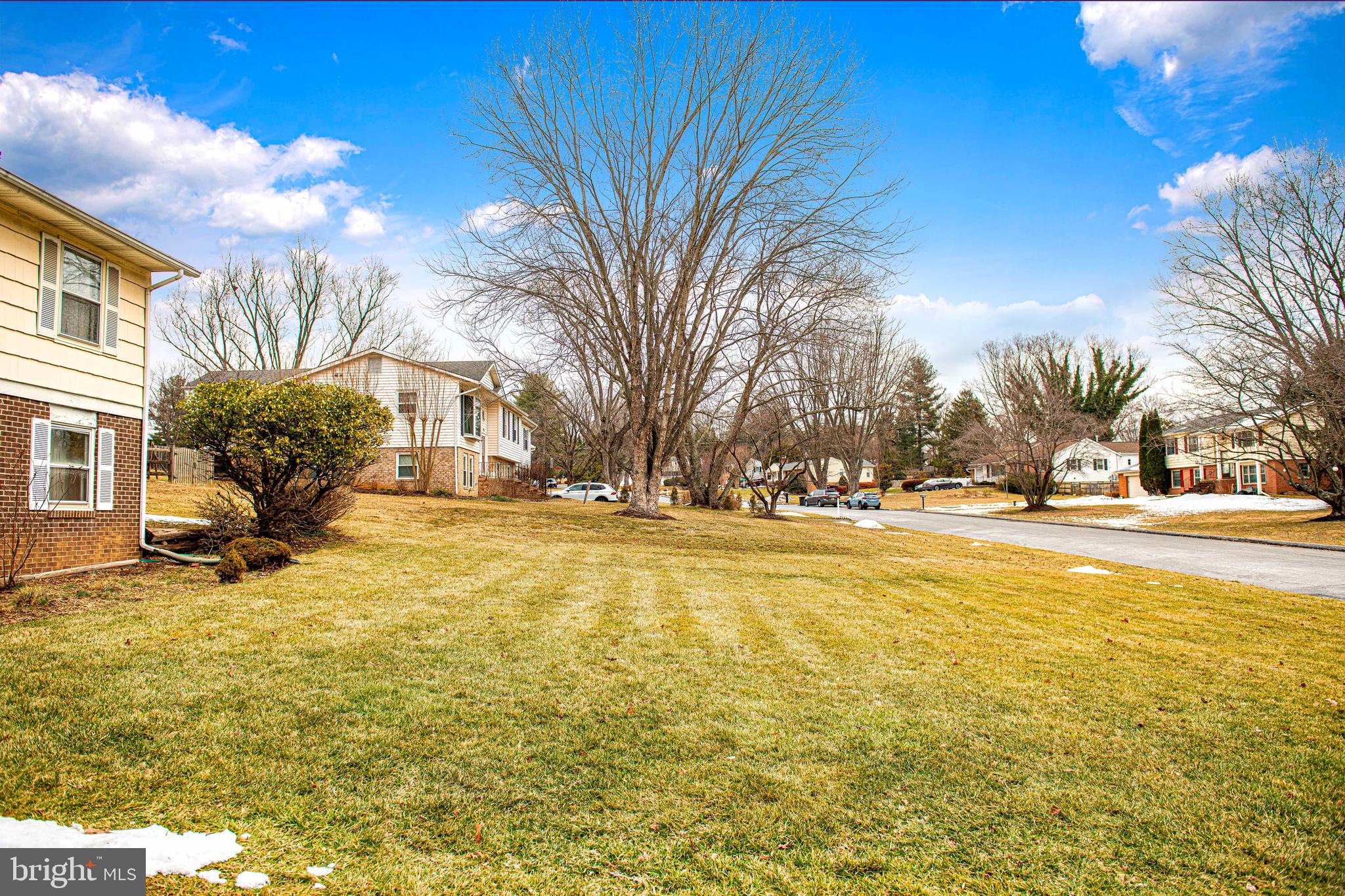 HAMMOND VILLAGE - Residential